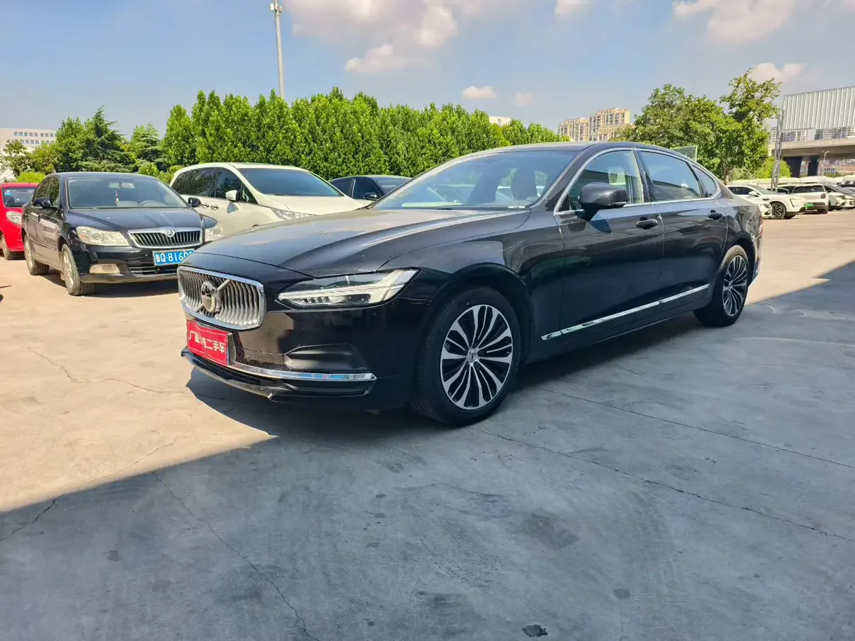 Volvo S90