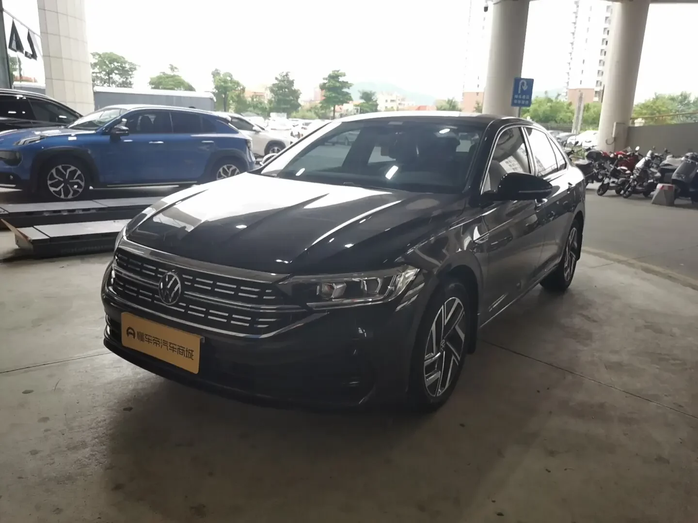 Volkswagen Sagitar