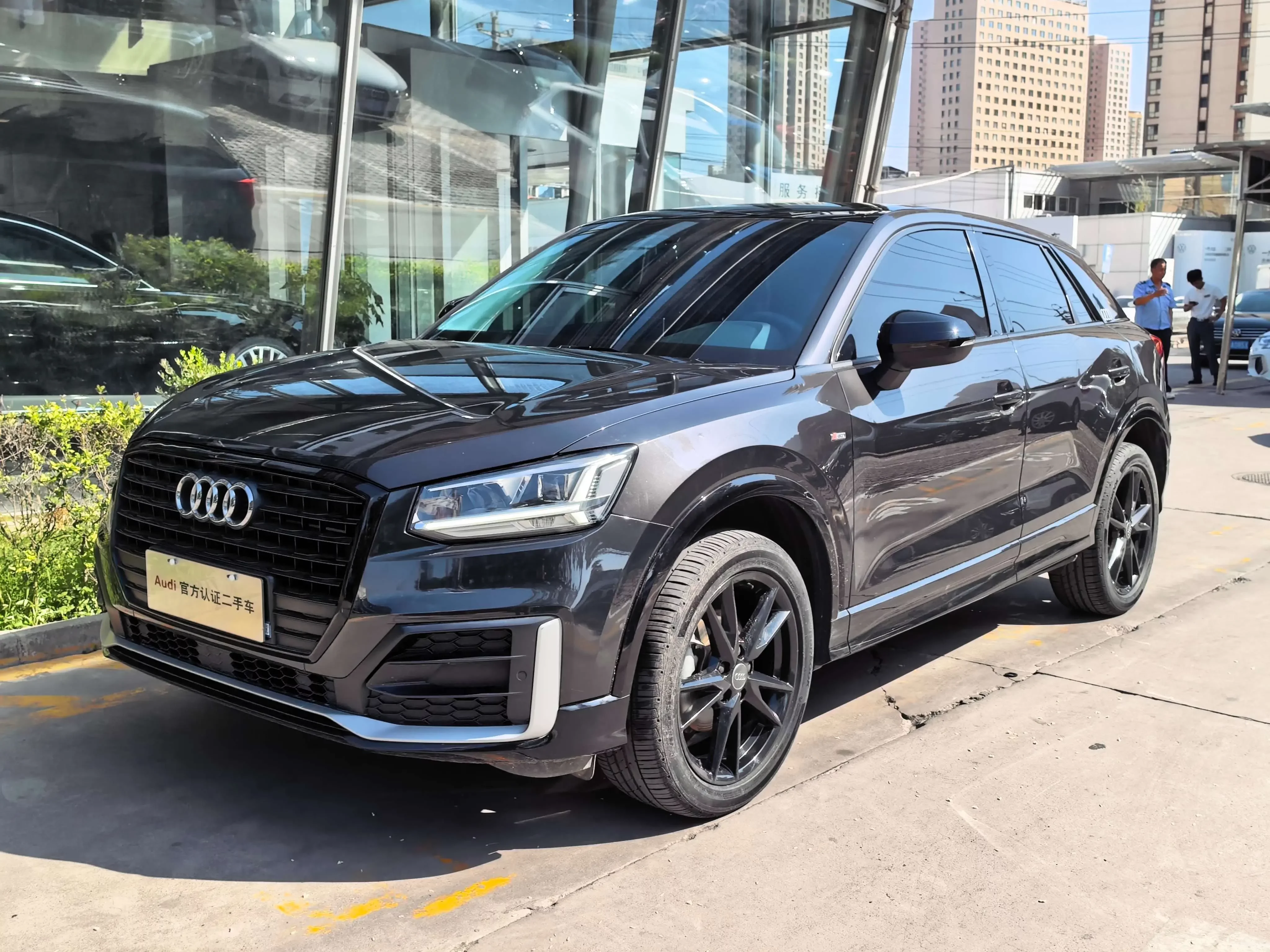 Audi Q2L