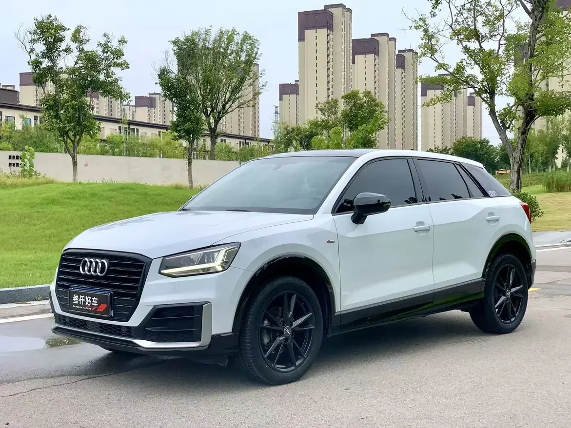 Audi Q2L