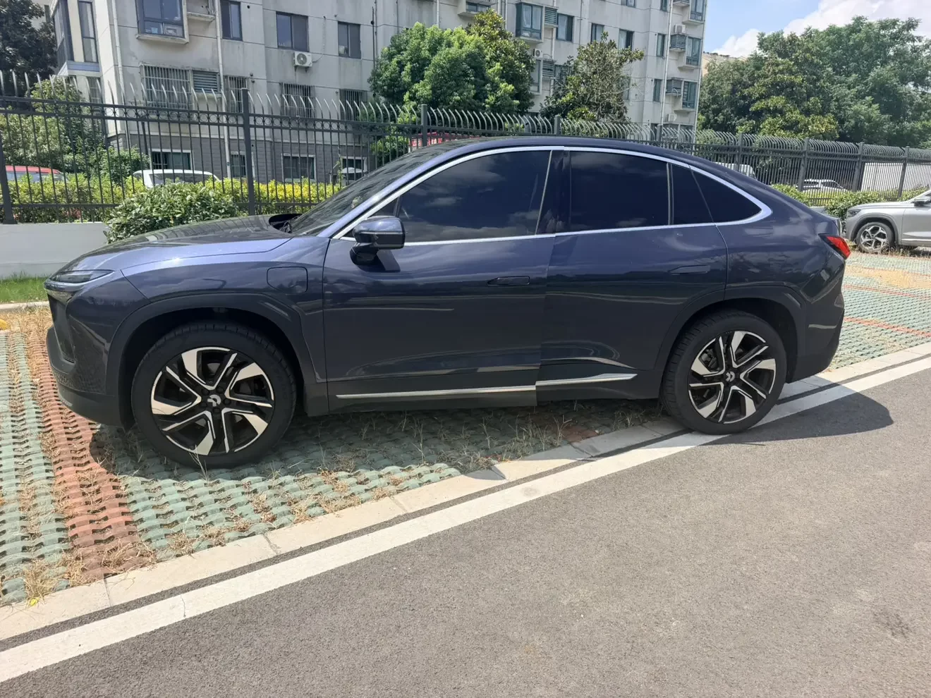 NIO EC6