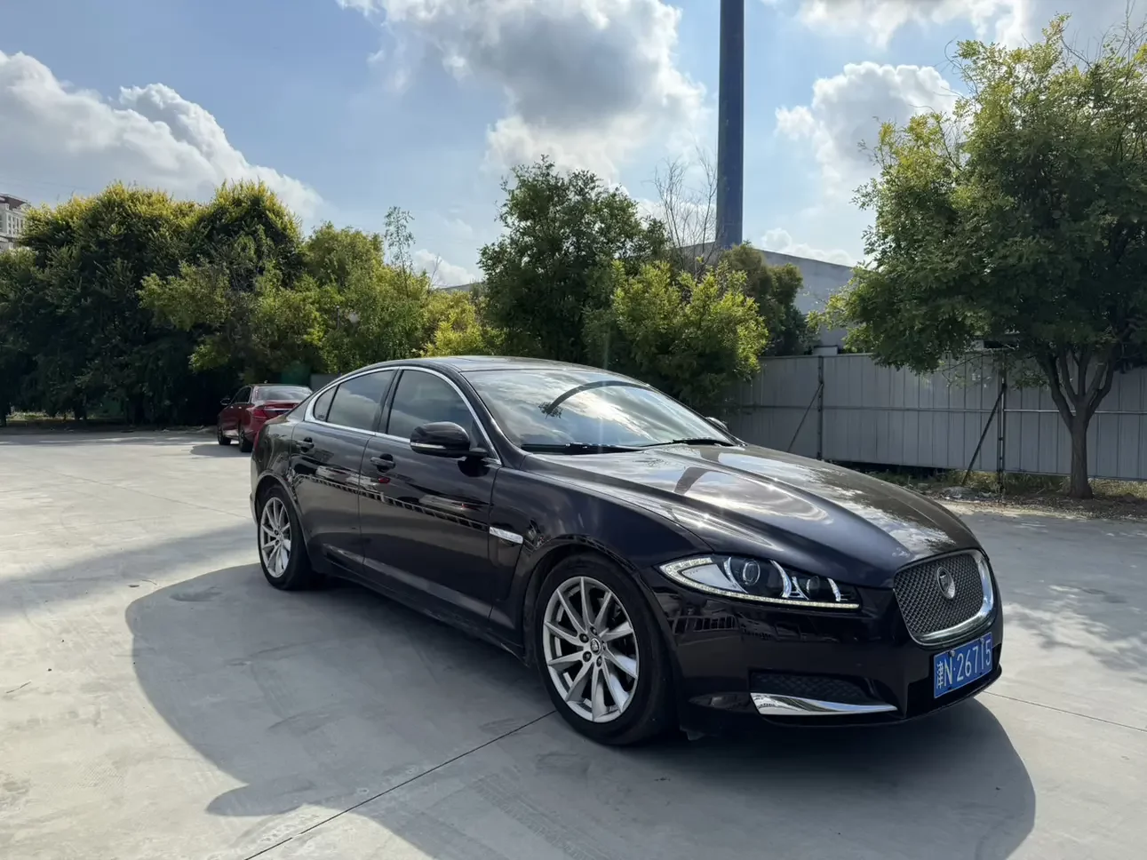 Jaguar XF