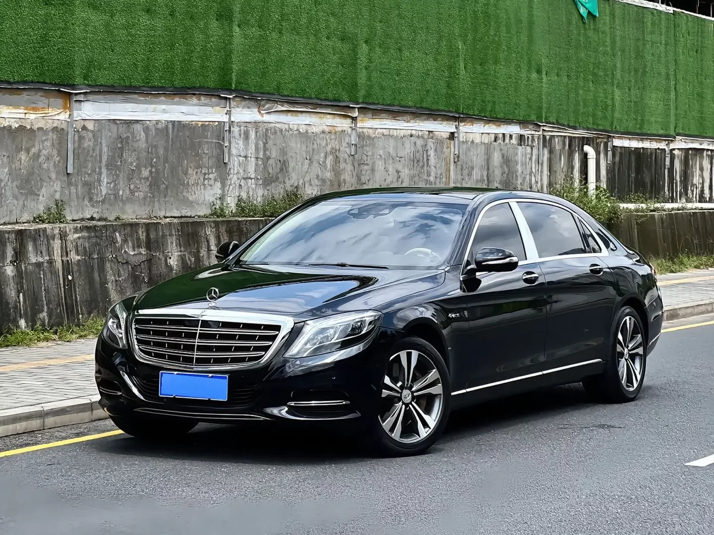Mercedes-Benz Maybach S-Class