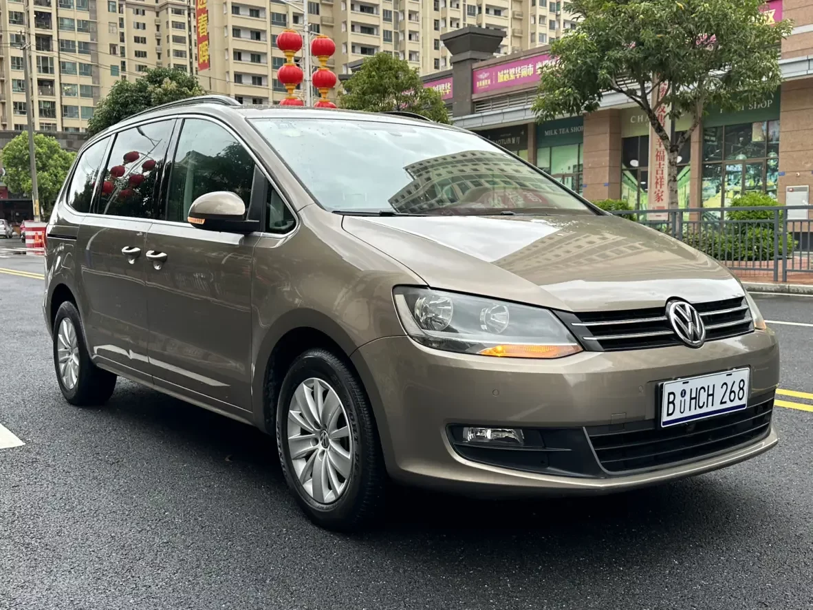 Volkswagen Sharon