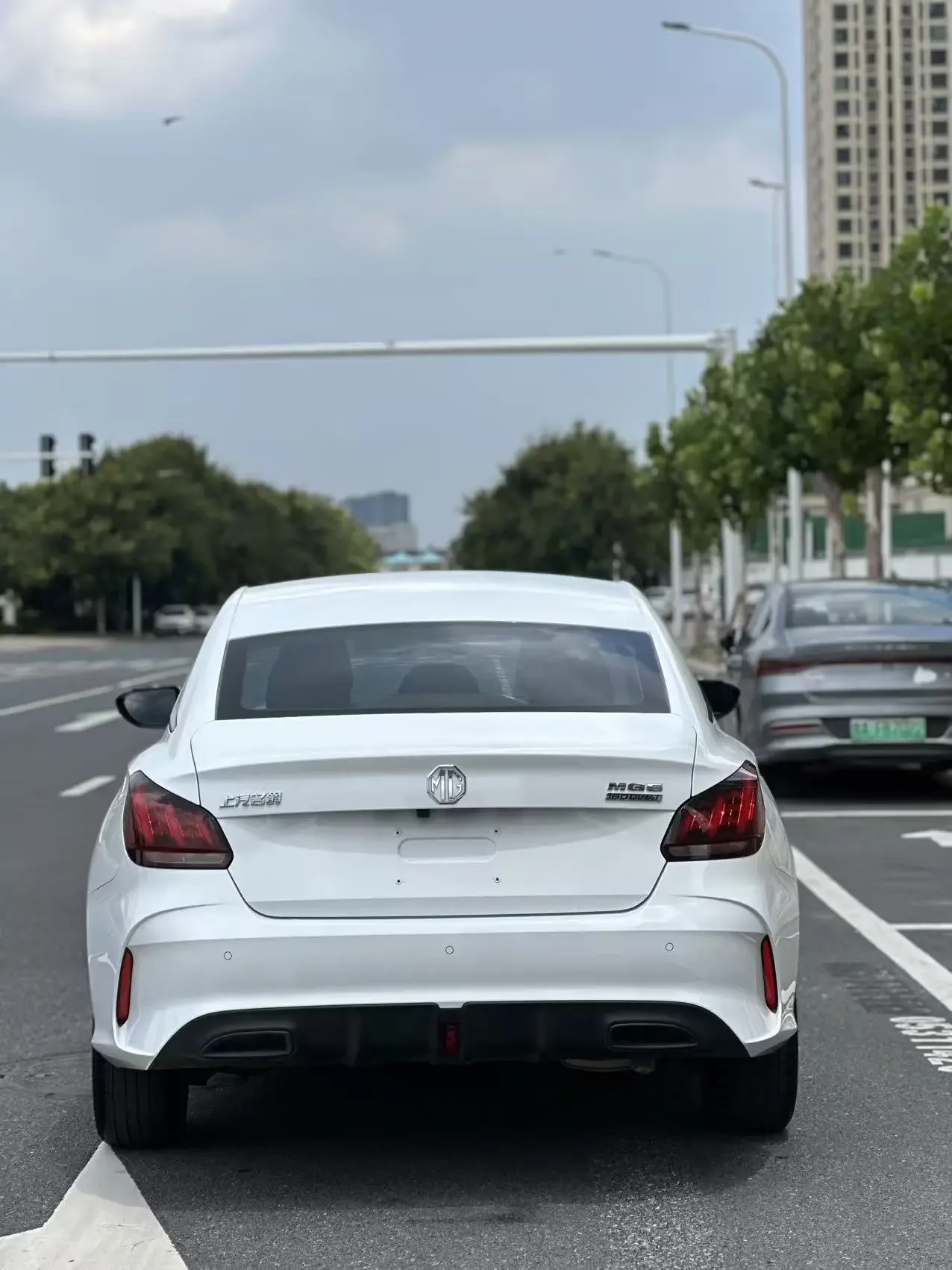 MG 5