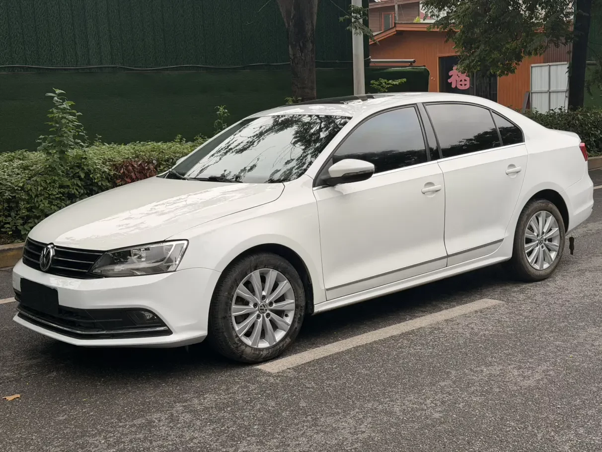 Volkswagen Sagitar