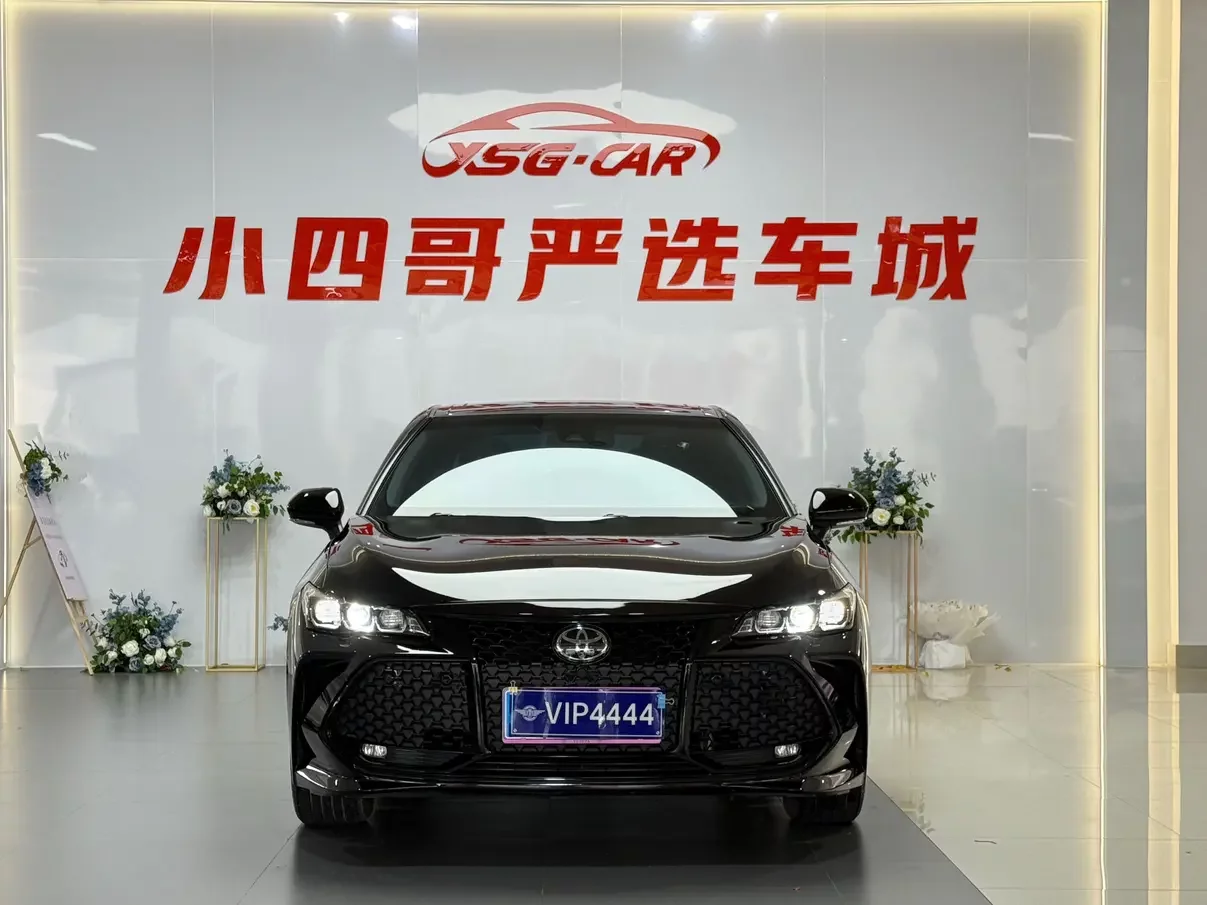 Toyota Avalon (asian dragon)
