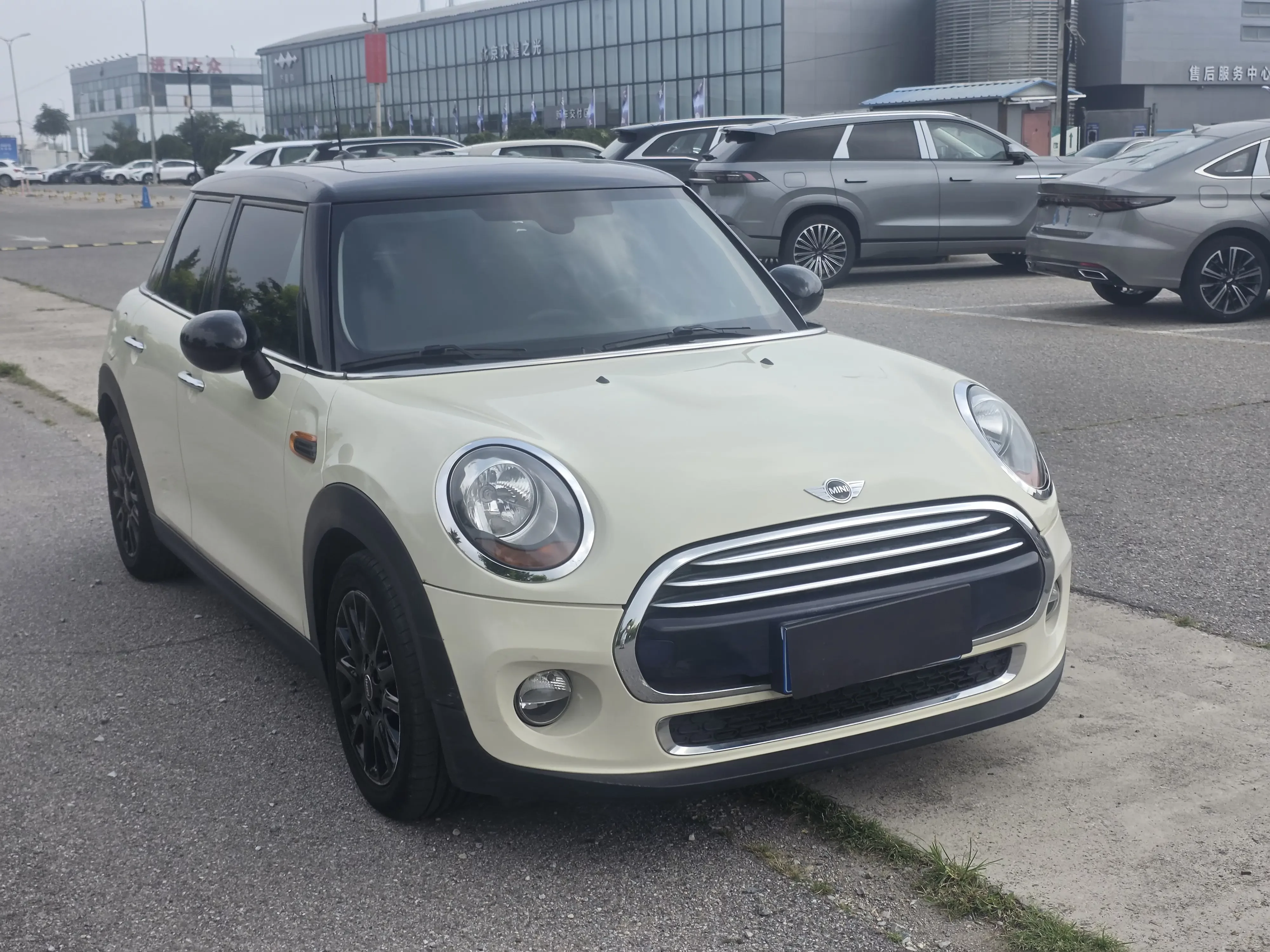 MINI 