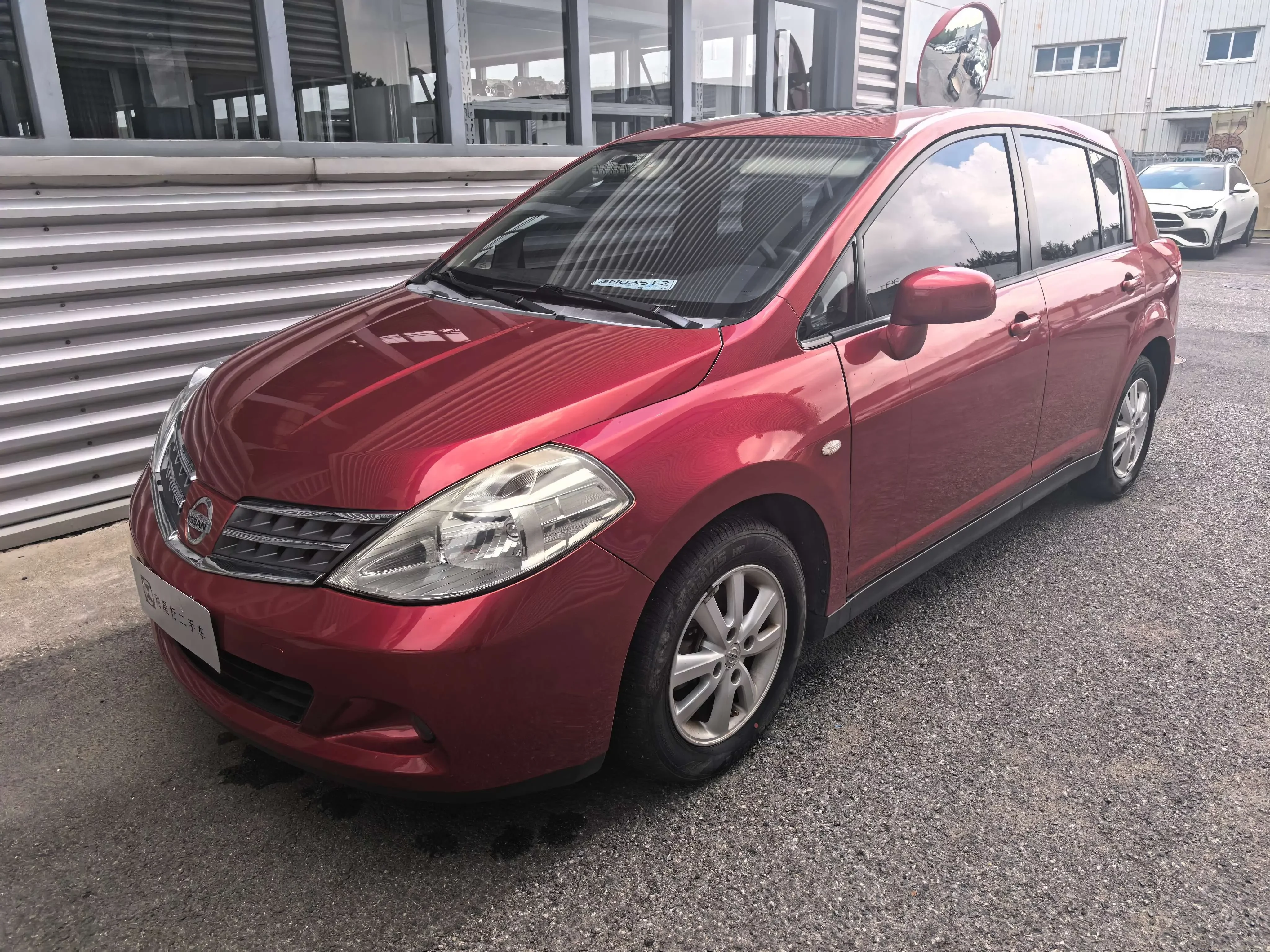 Nissan Tiida