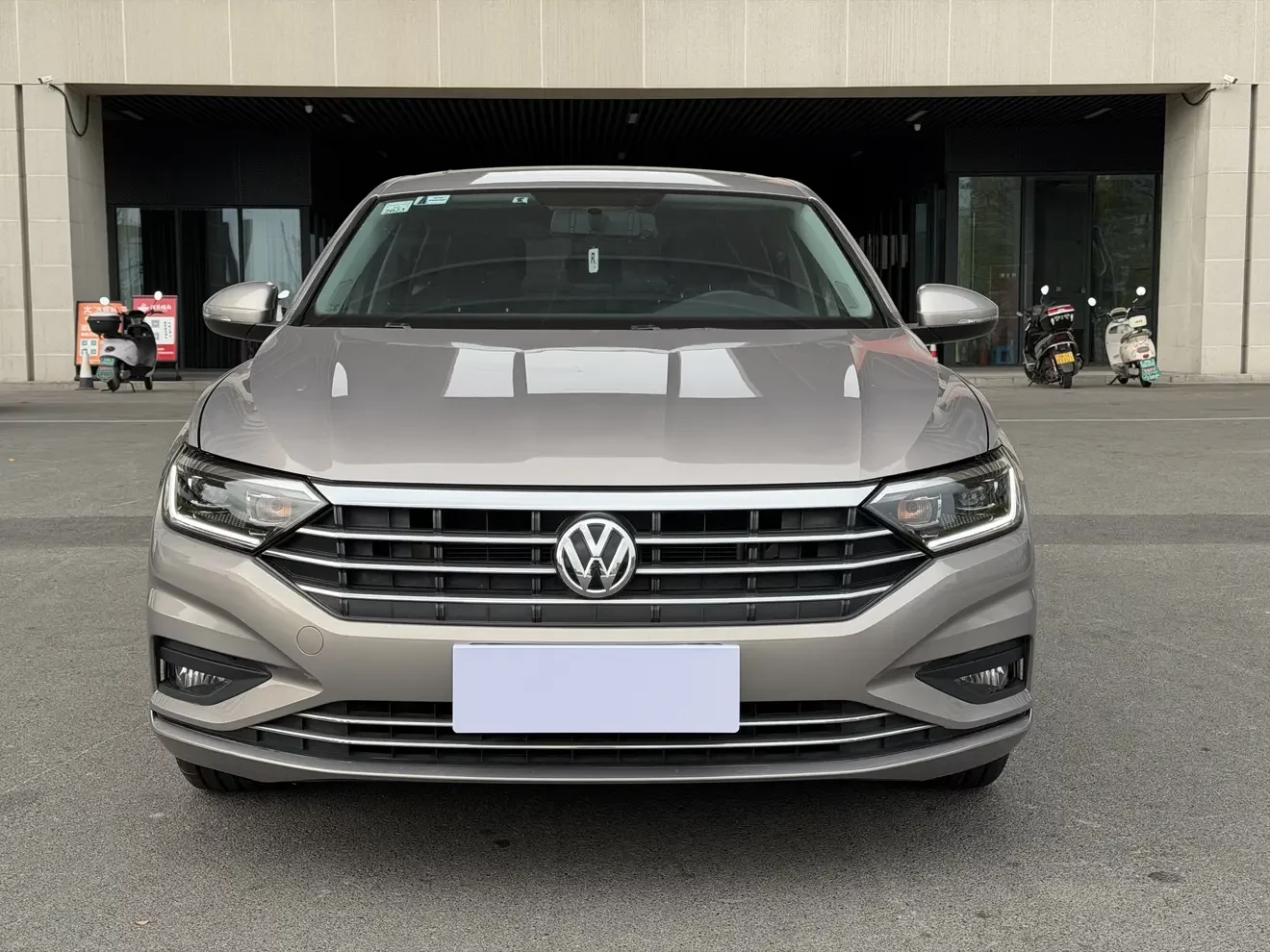 Volkswagen Sagitar
