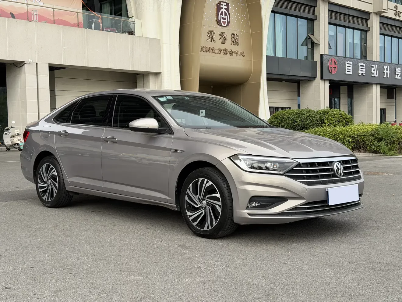 Volkswagen Sagitar