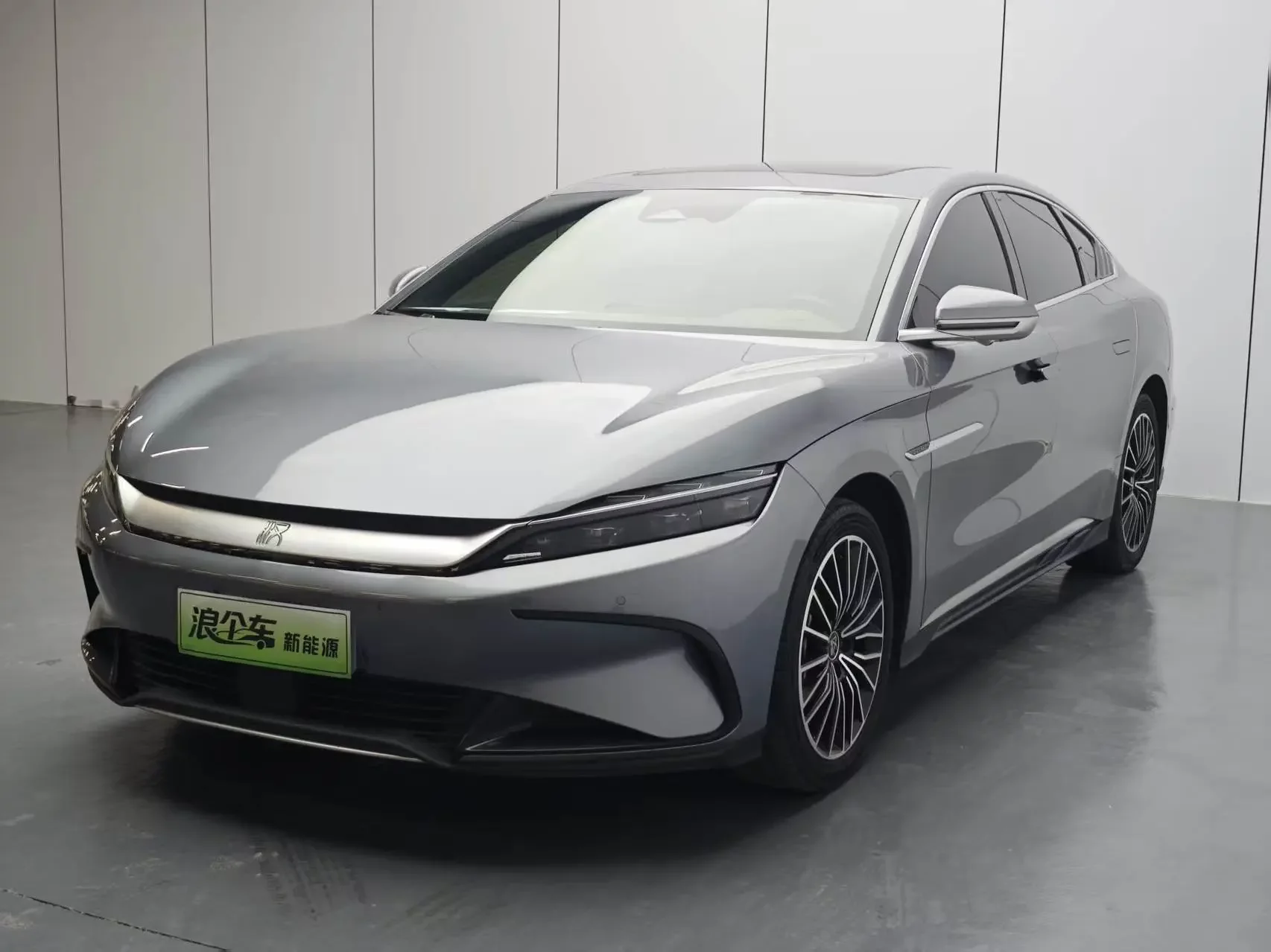 BYD Han EV