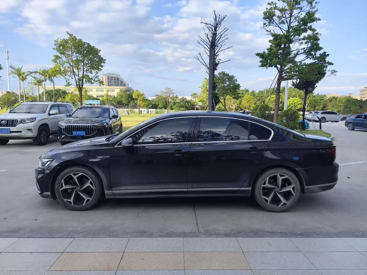 Volkswagen Magotan