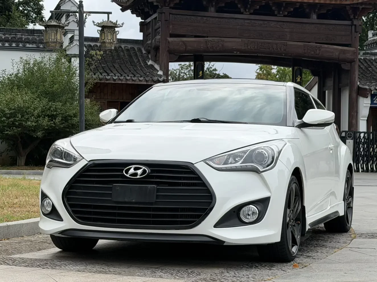 Hyundai Veloster