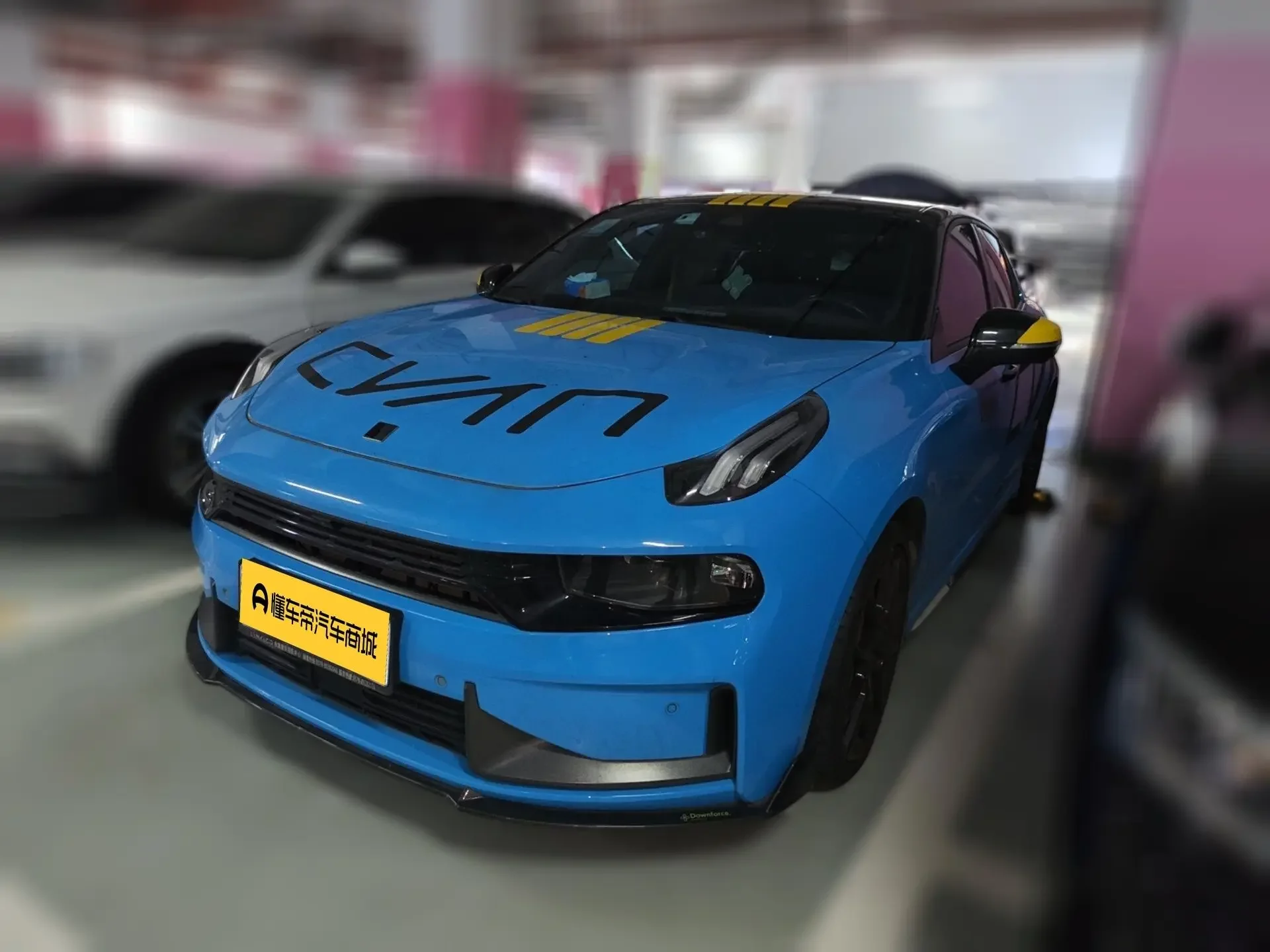 Lynk & Co 03