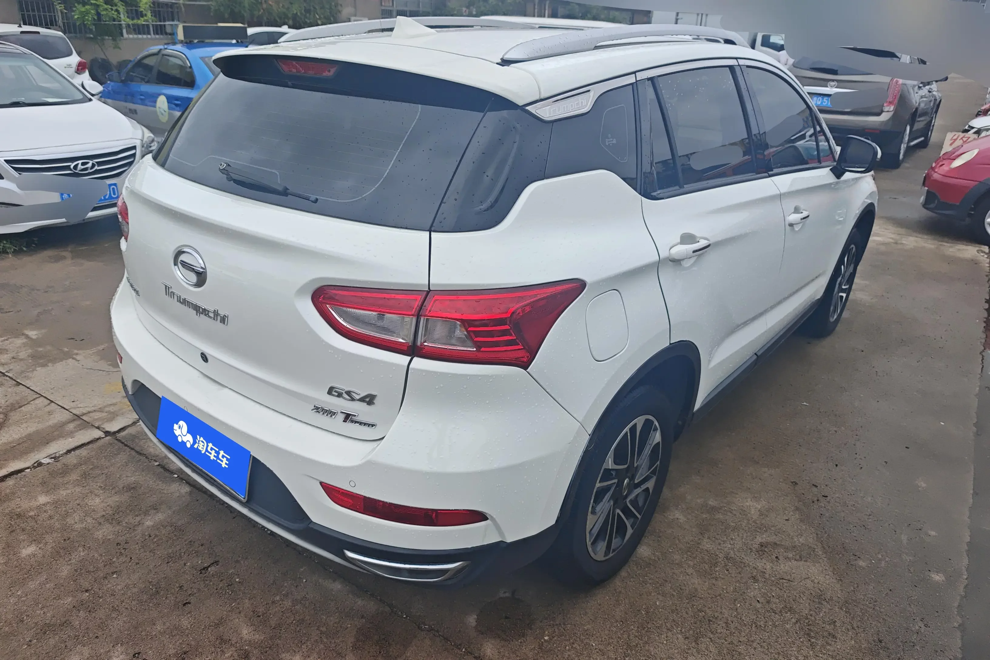 GAC Trumpchi GS4