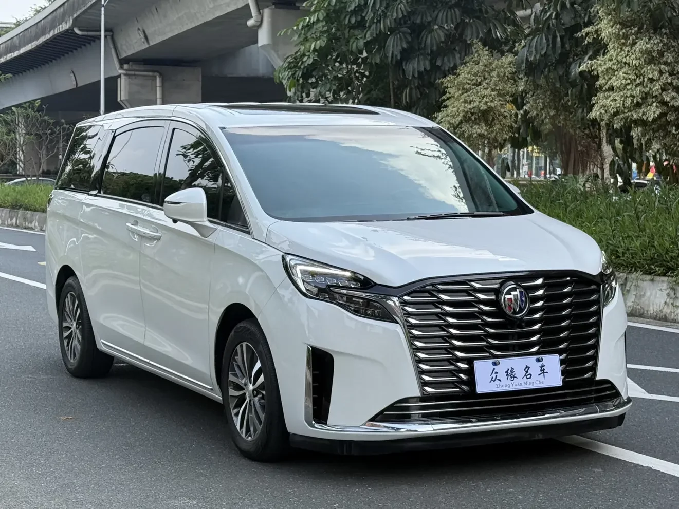 Buick GL8