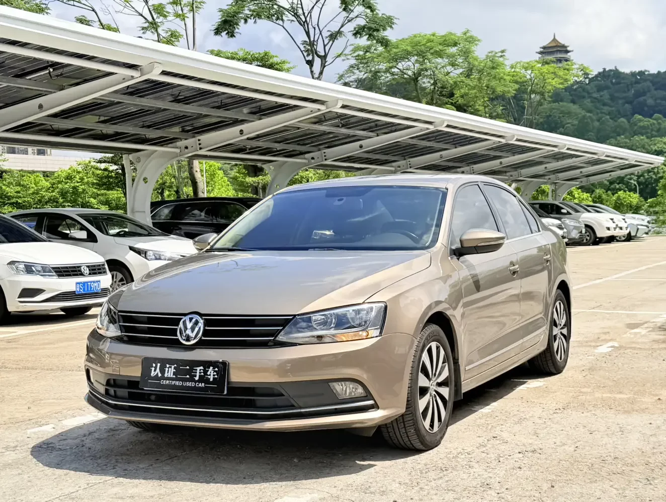 Volkswagen Sagitar