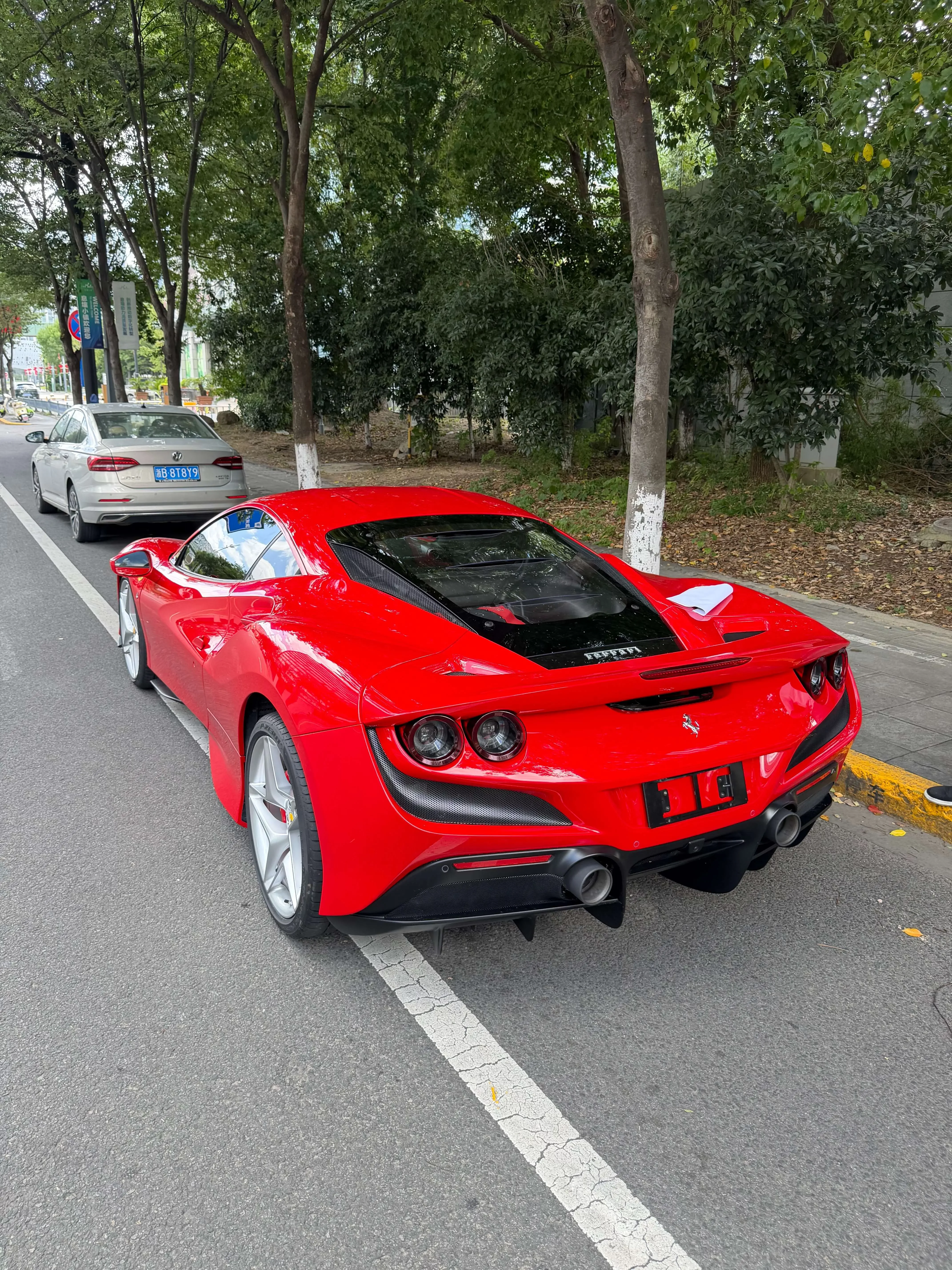 Ferrari F8