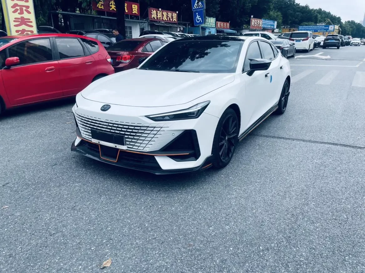Changan UNI-V