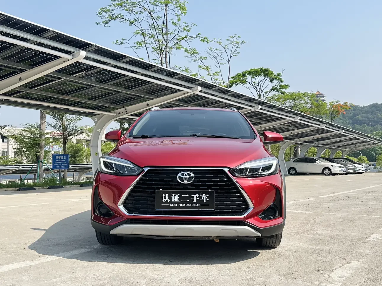 Toyota Yaris L