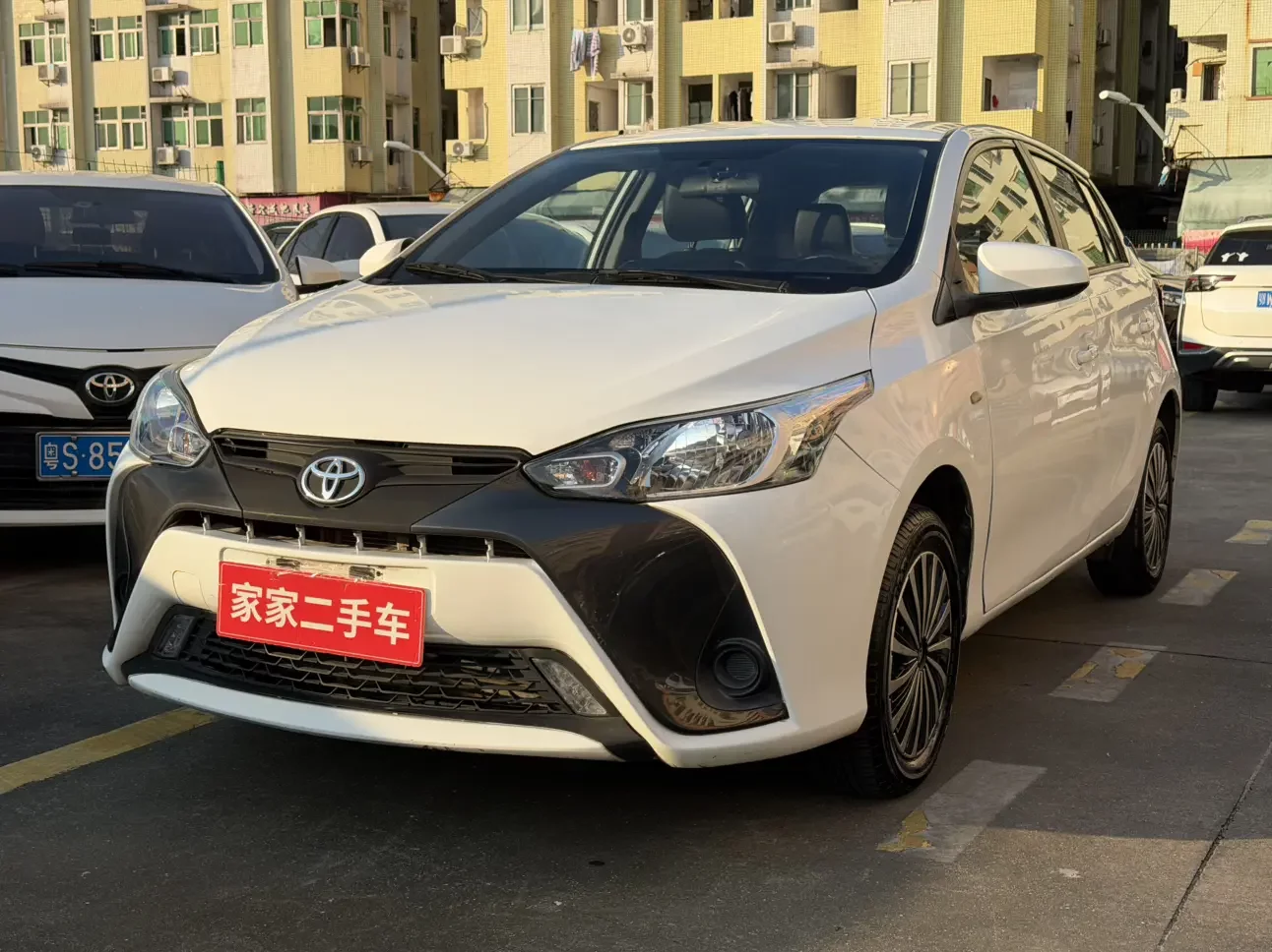 Toyota Yaris L