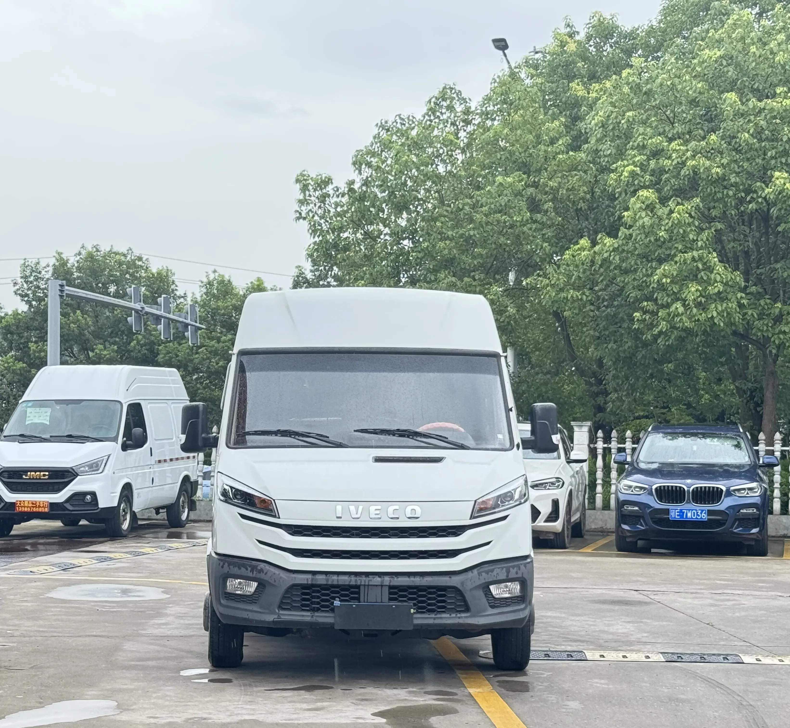 Iveco proud