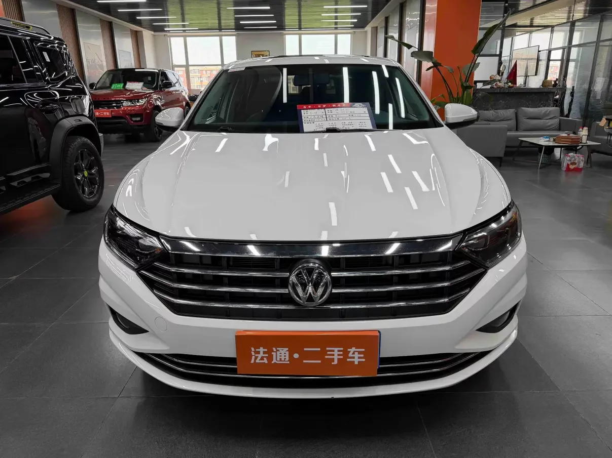 Volkswagen Sagitar
