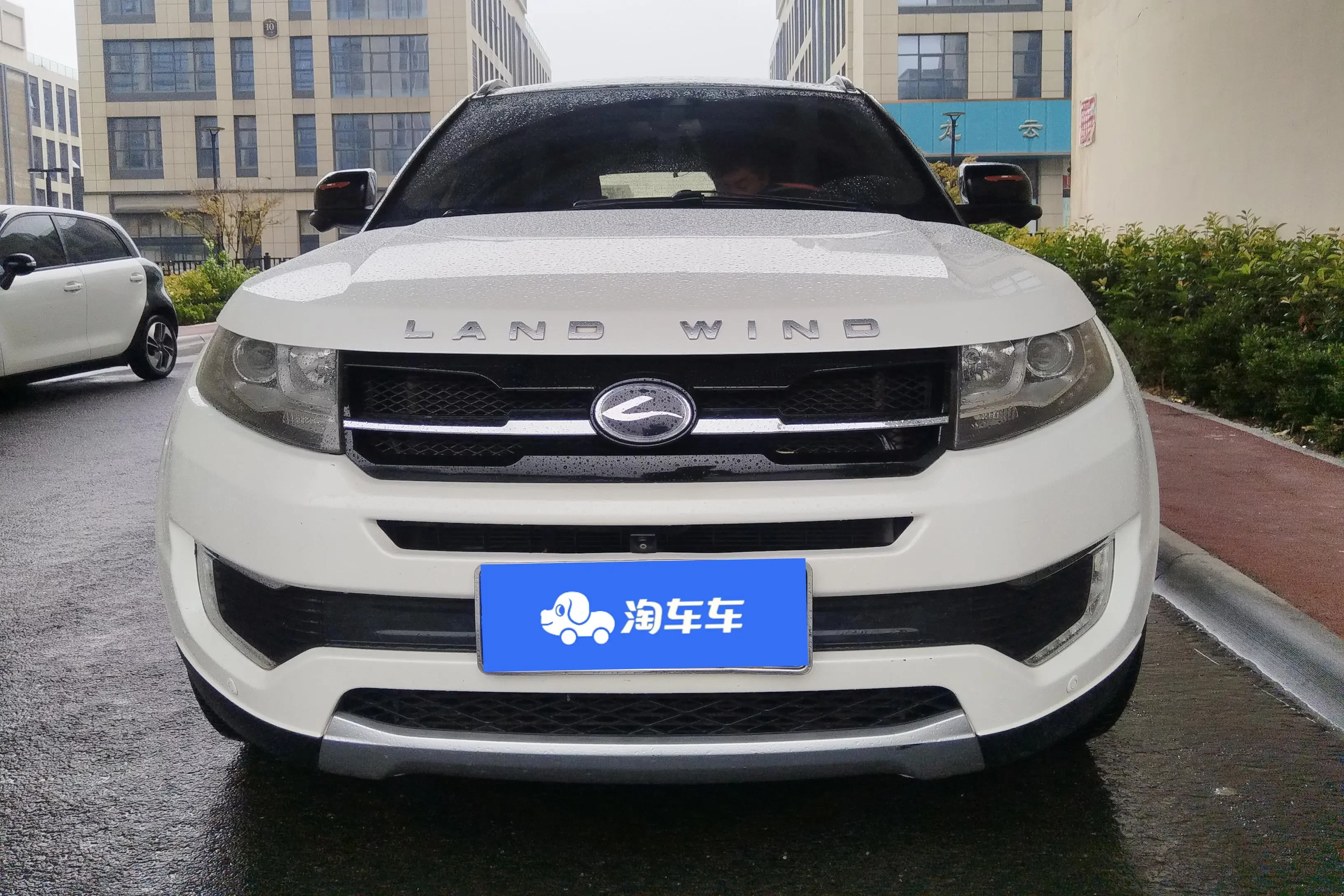 Lu Feng Landwind X7