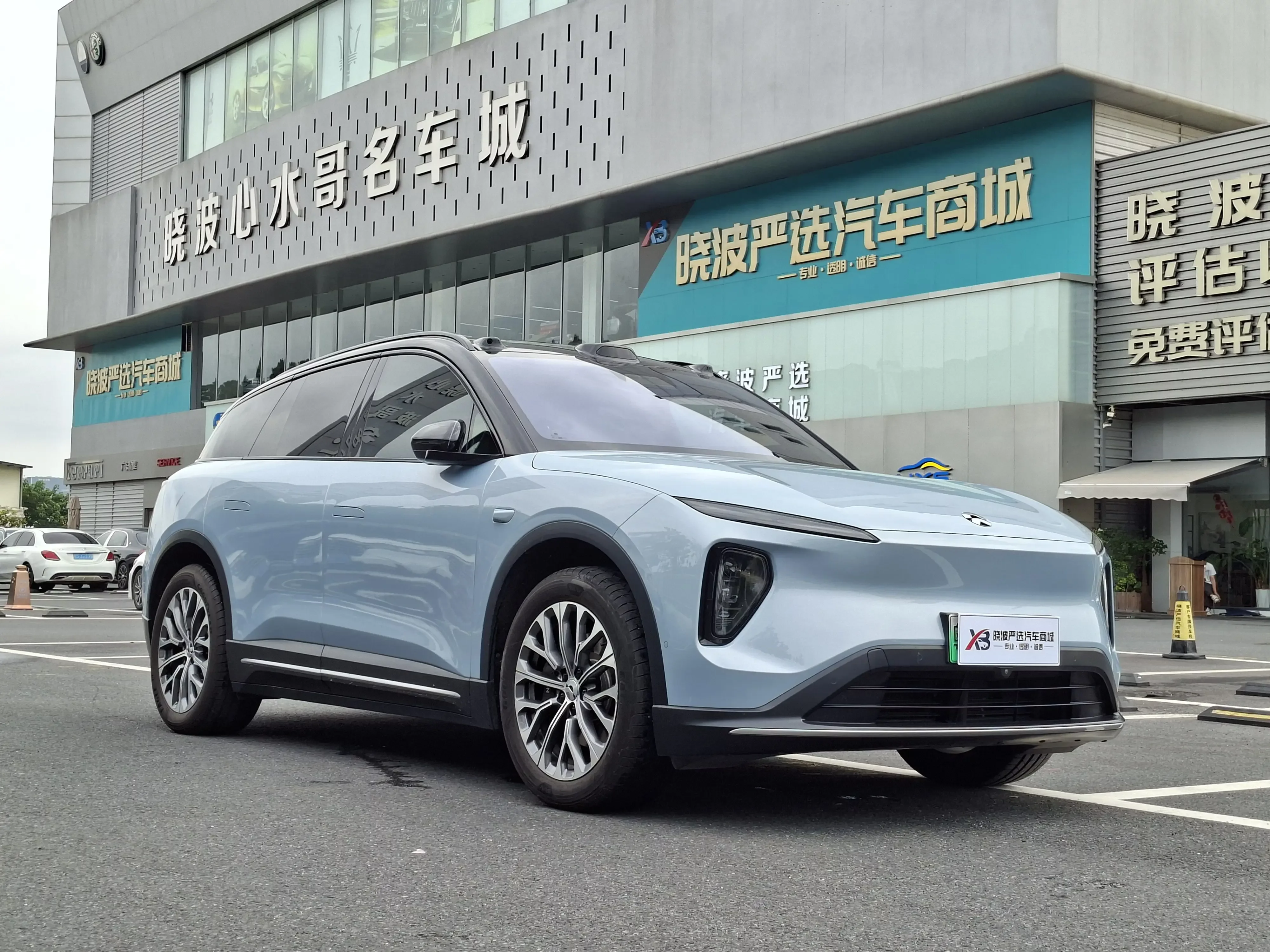 NIO ES6