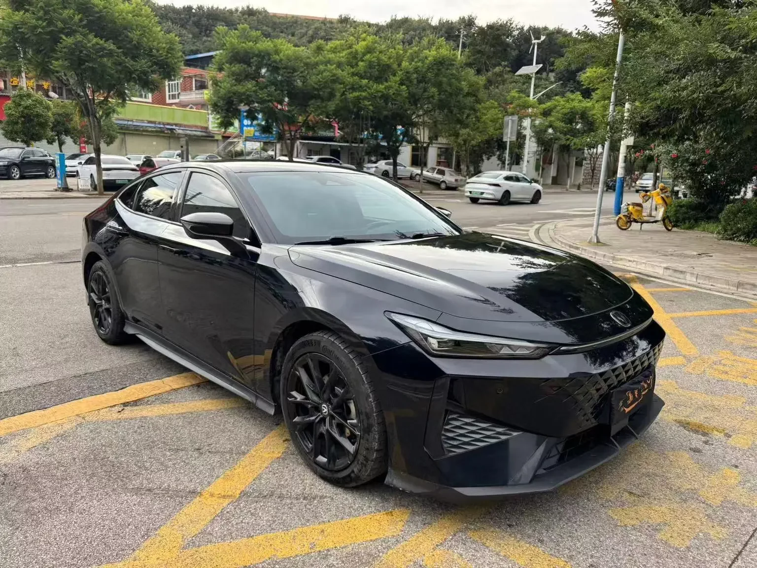 Changan UNI-V