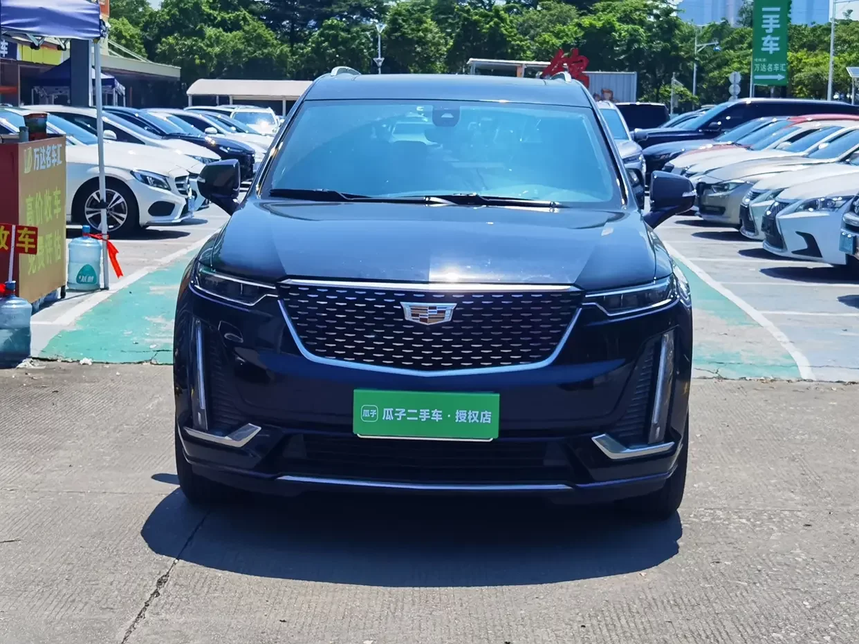 Cadillac XT6