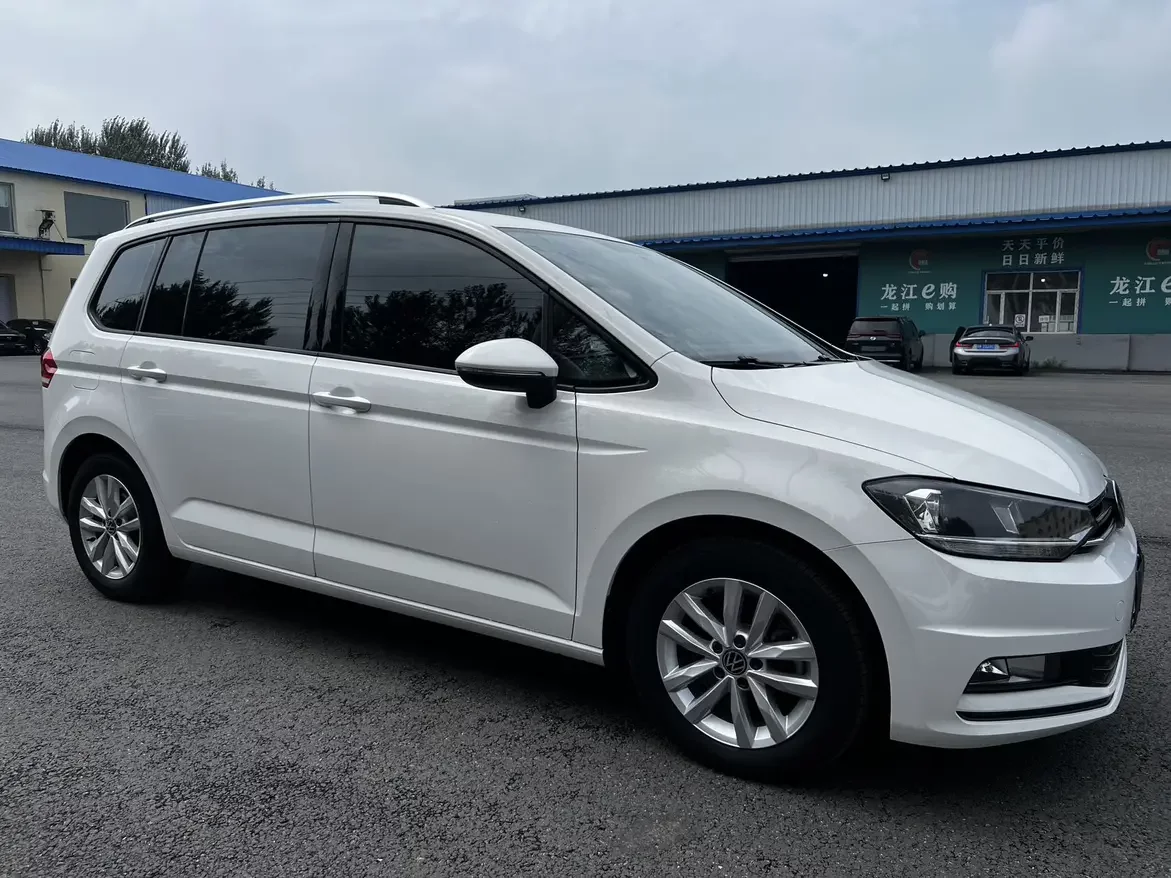Volkswagen Touran L