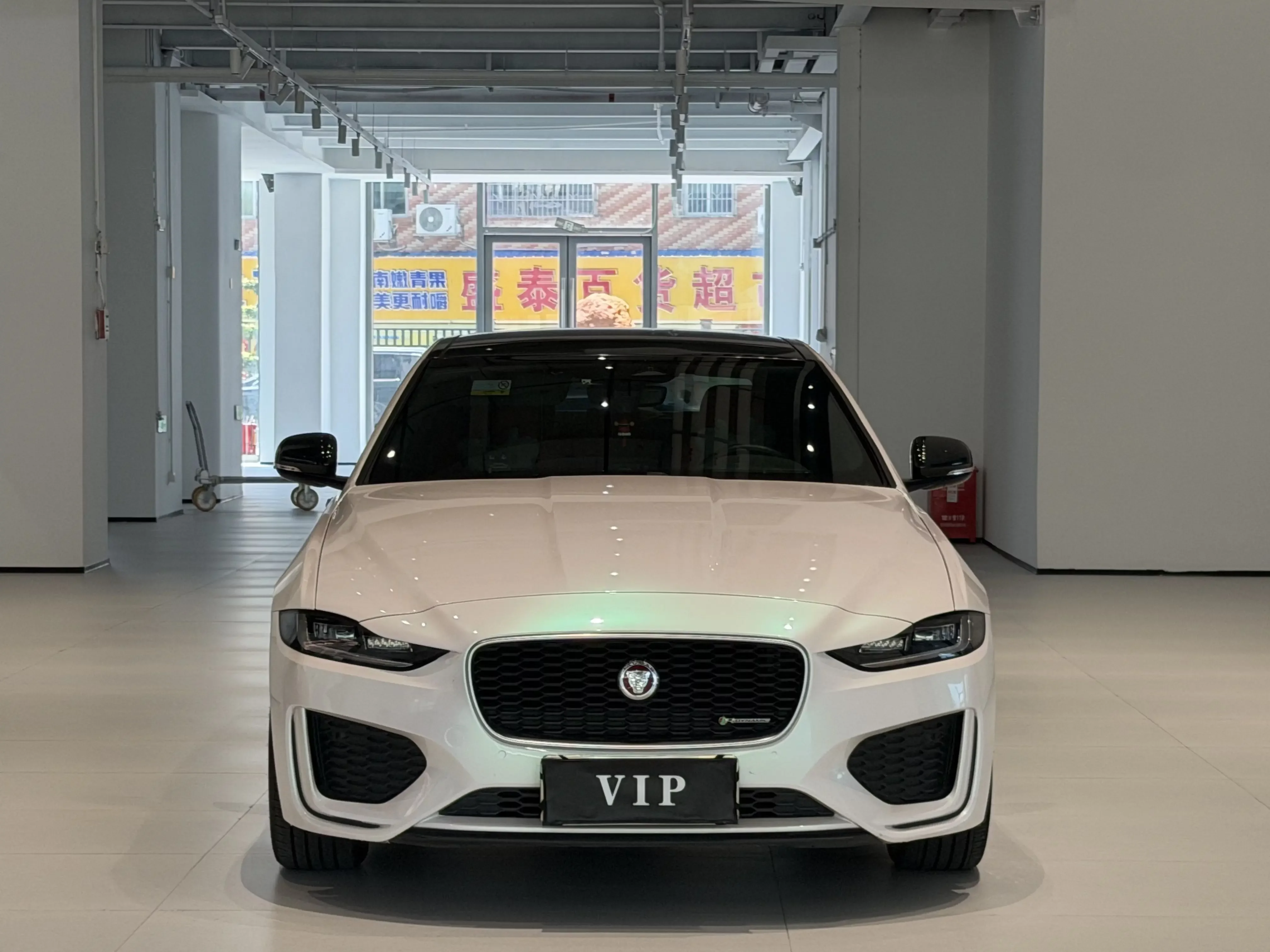 Jaguar XEL