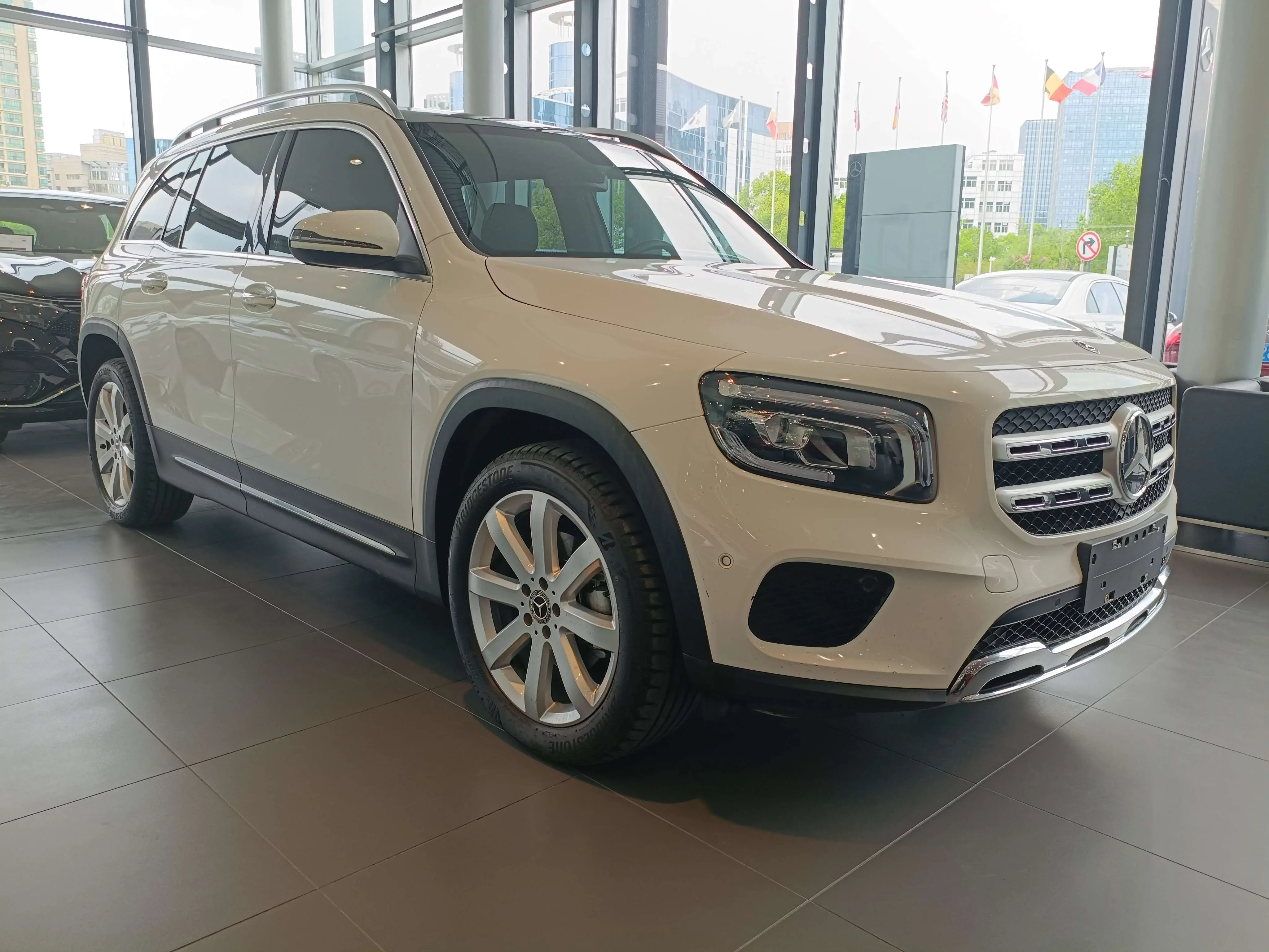 Mercedes-Benz GLB