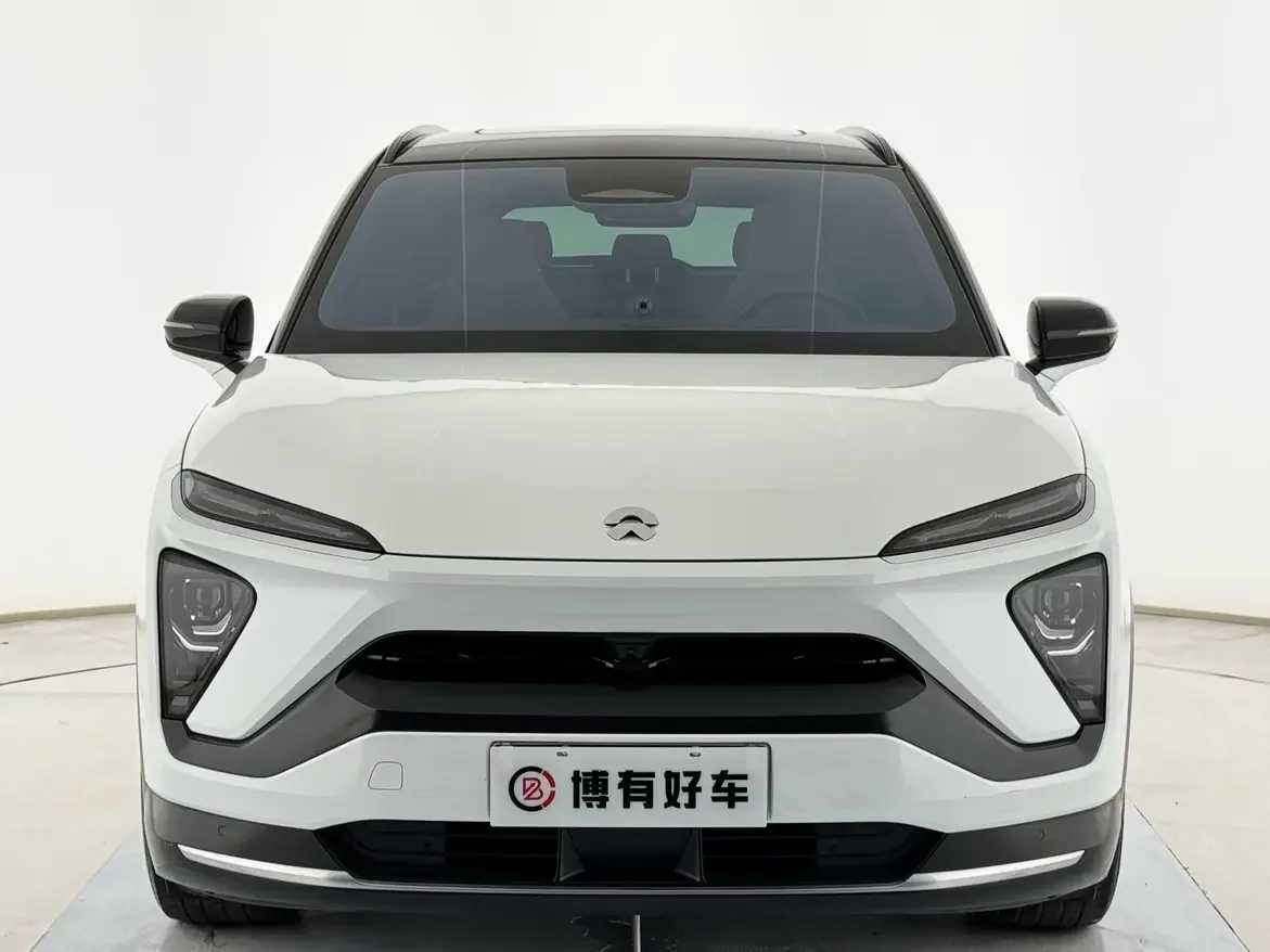 NIO ES6