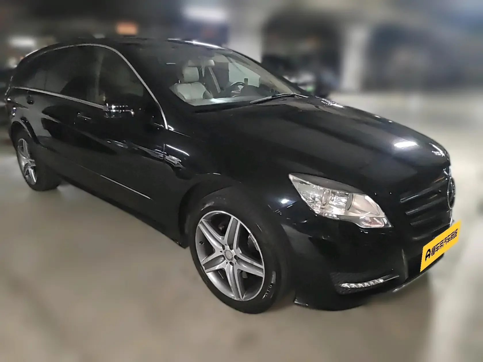 Mercedes-Benz R-Class