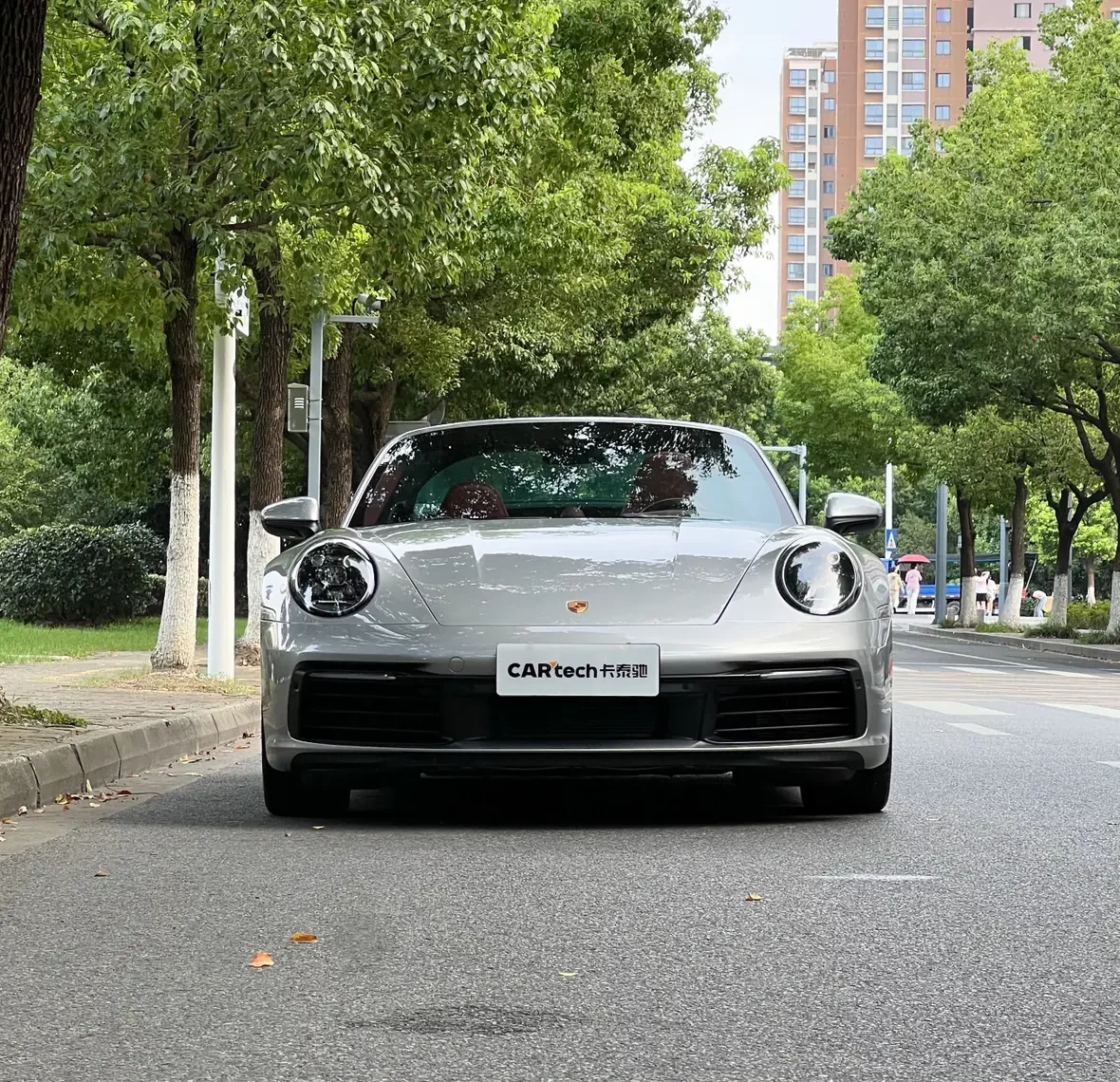 Porsche 911