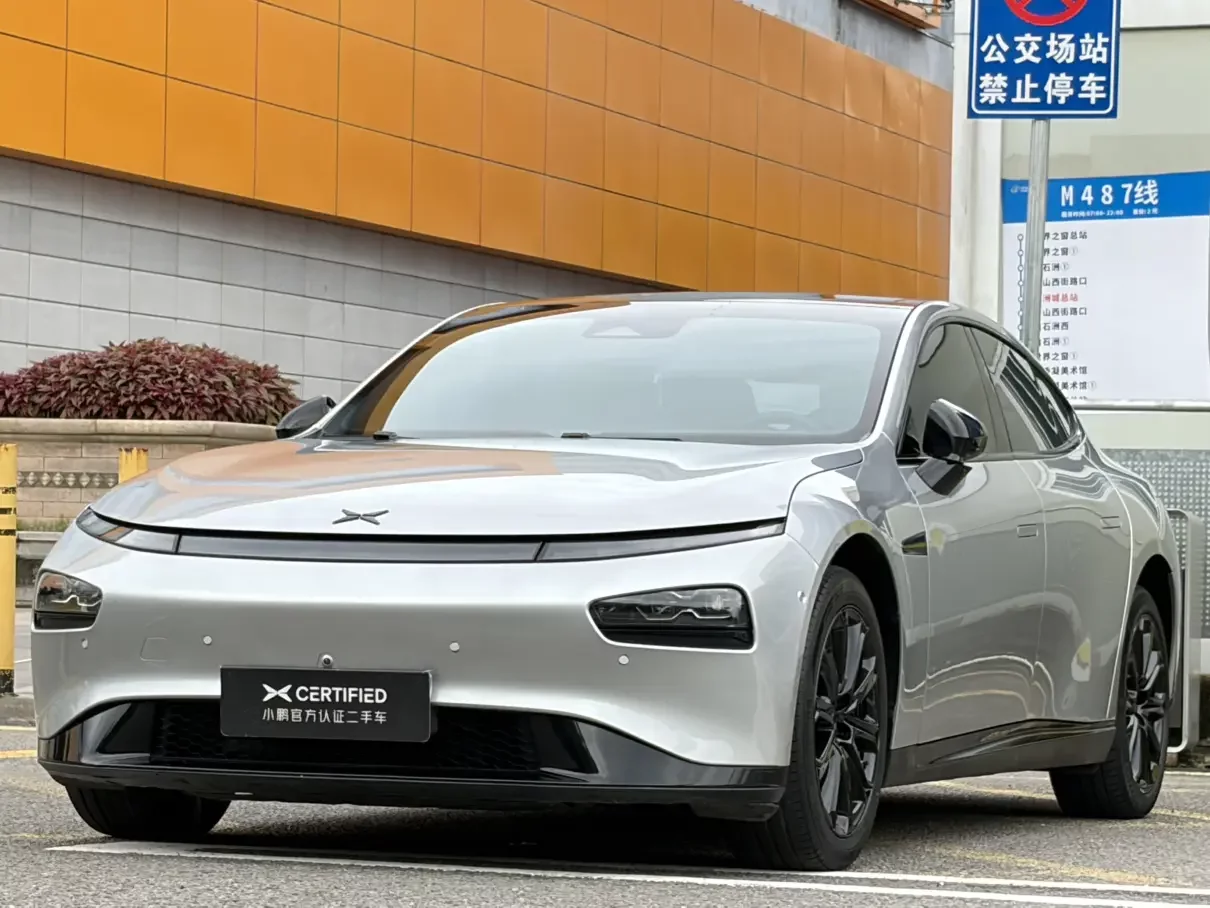 Xpeng P7