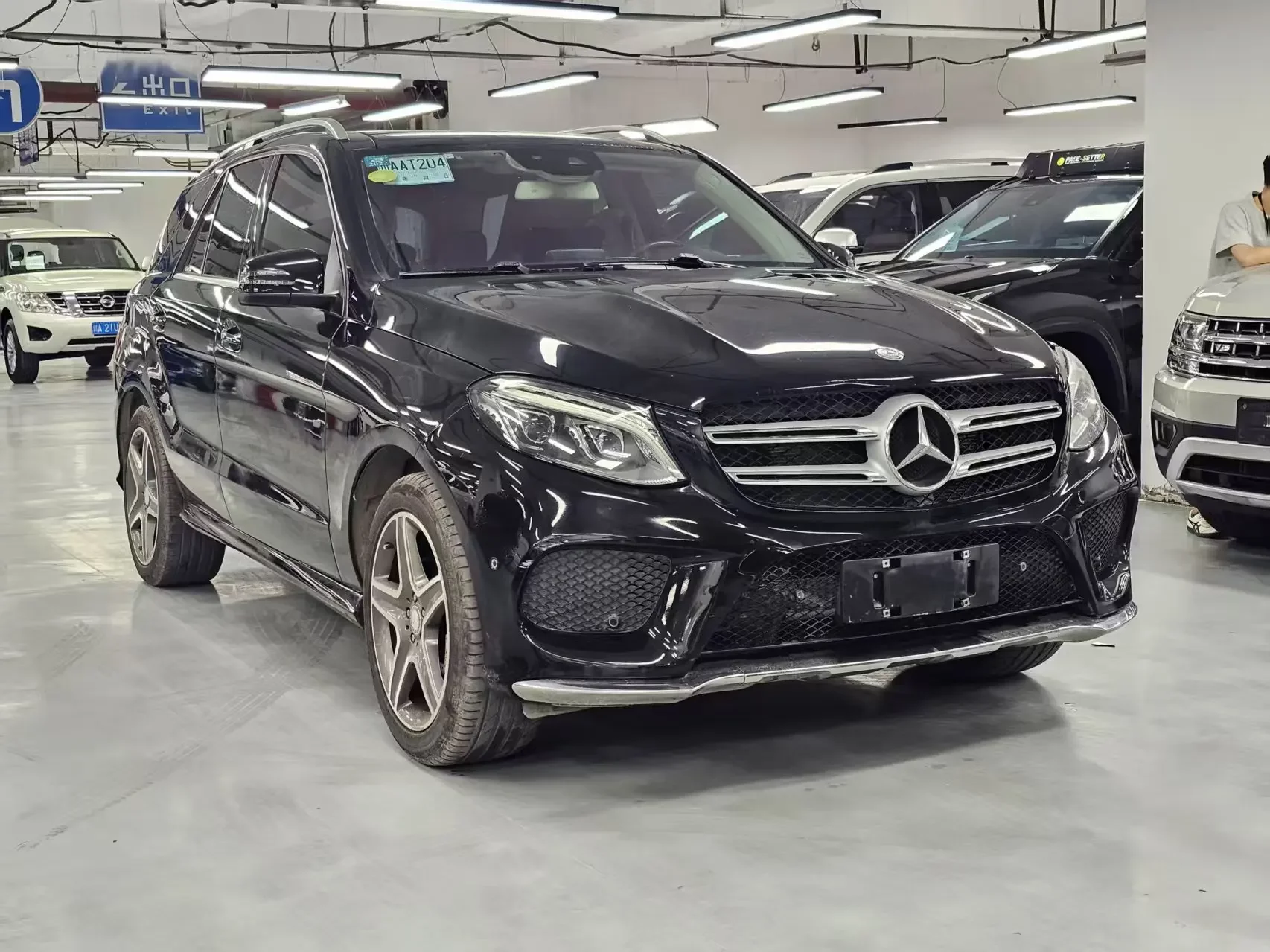 Mercedes-Benz GLE (Imported)