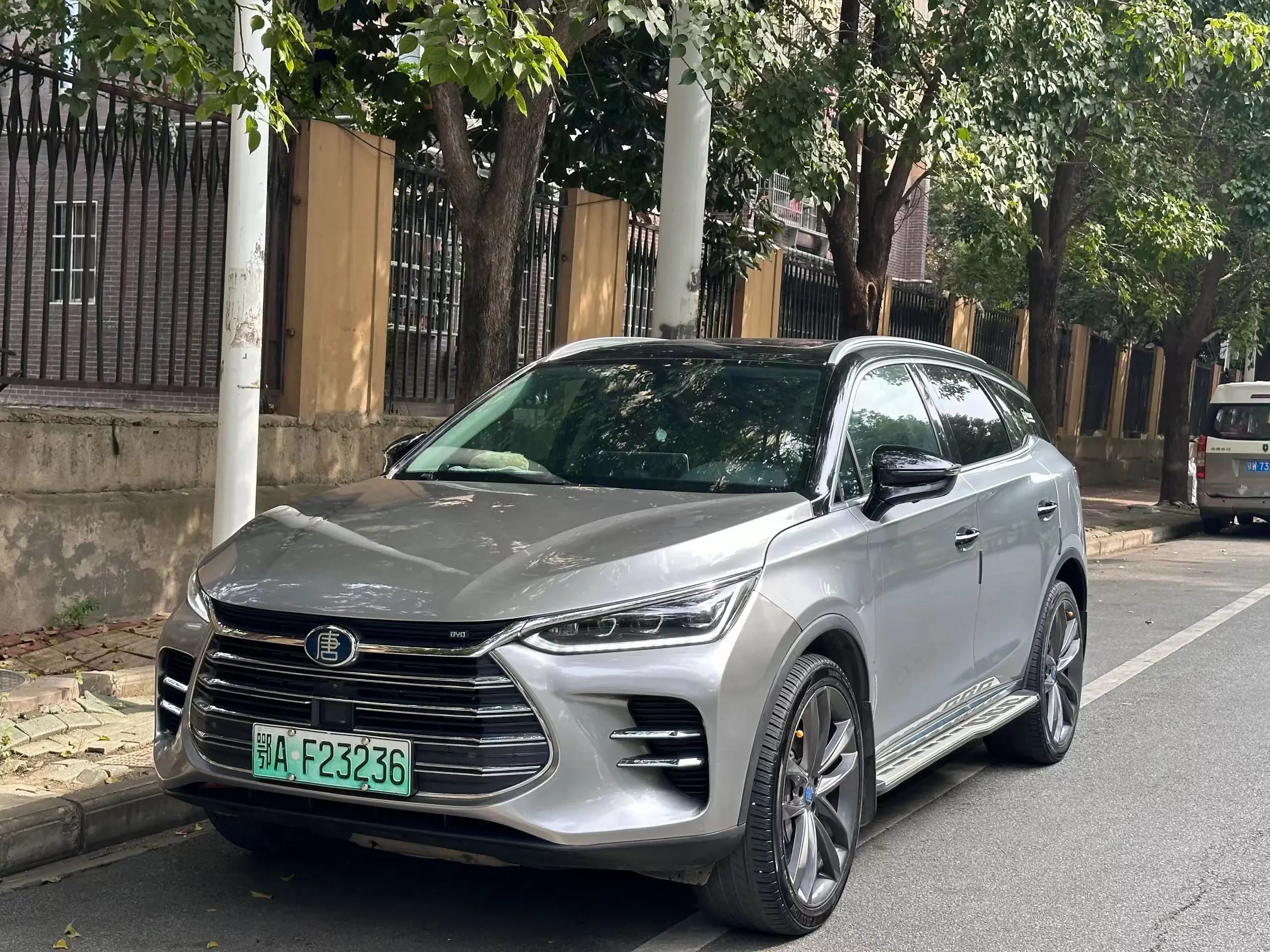 BYD Tang DM