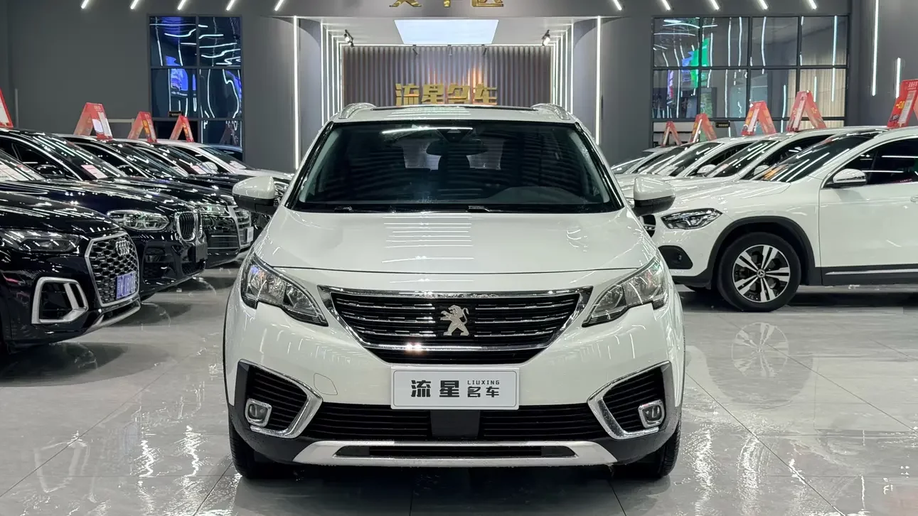 Peugeot 5008