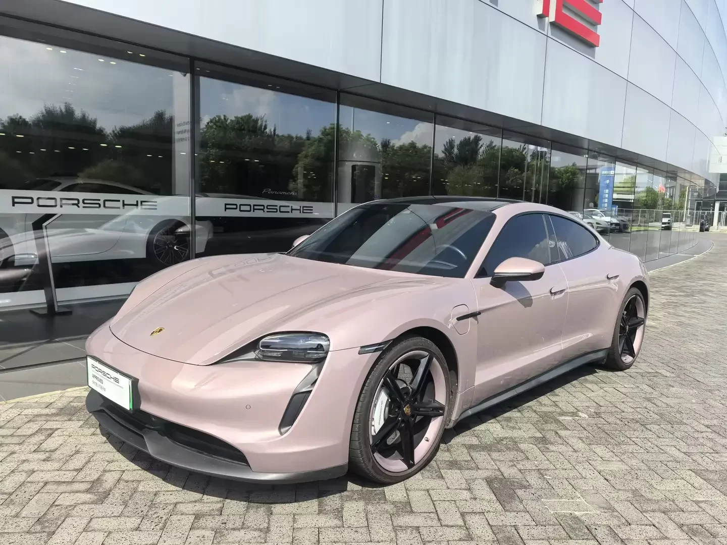 Porsche Taycan