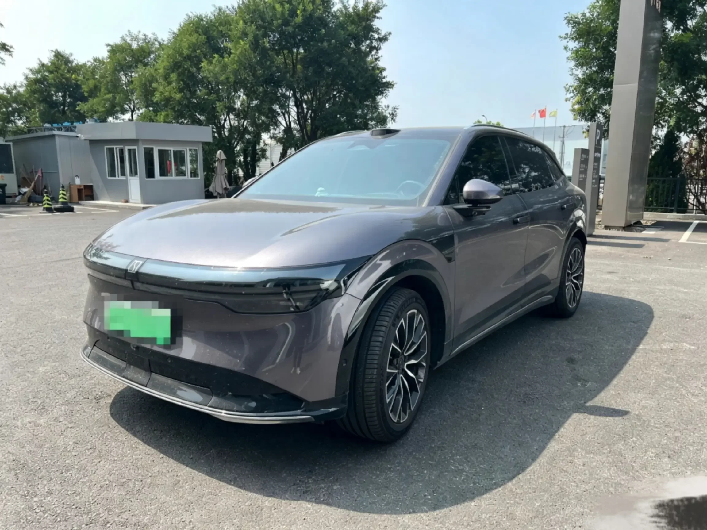 ZEEKR 7X