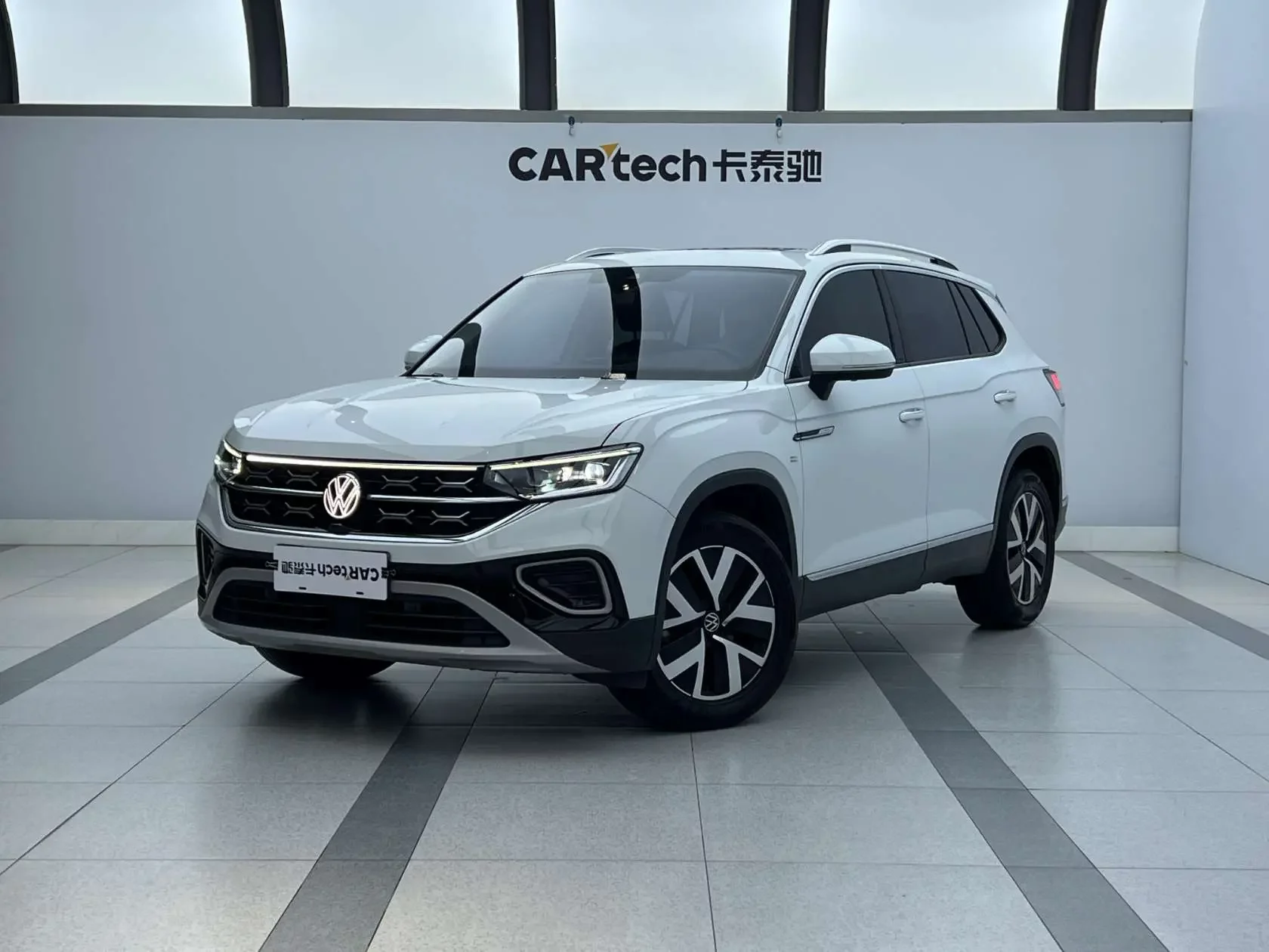VOLKSWAGEN TAYRON