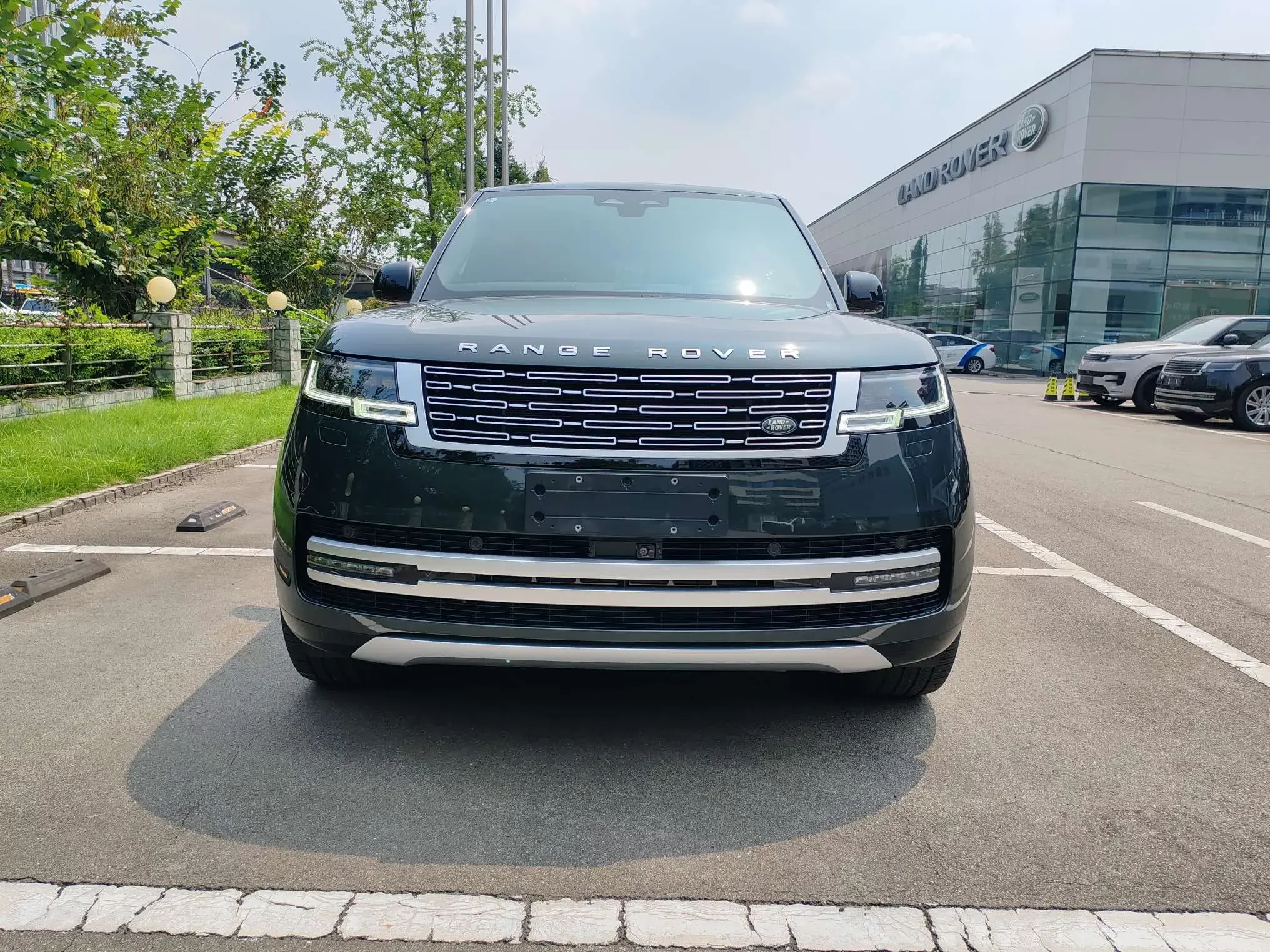 Land Rover range rover