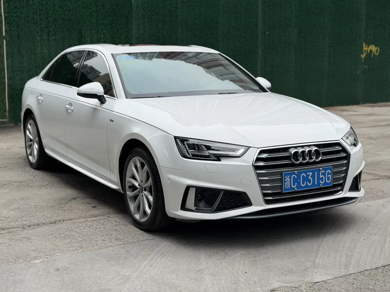 Audi A4L