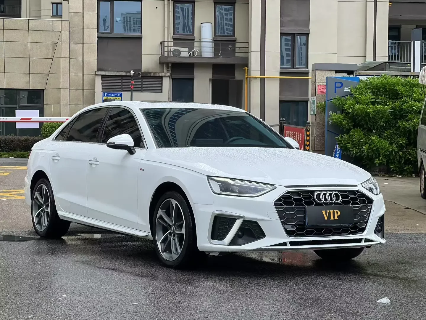 Audi A4L