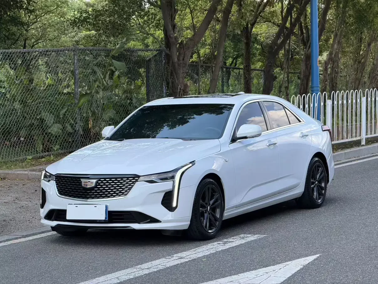 CADILLAC CT4
