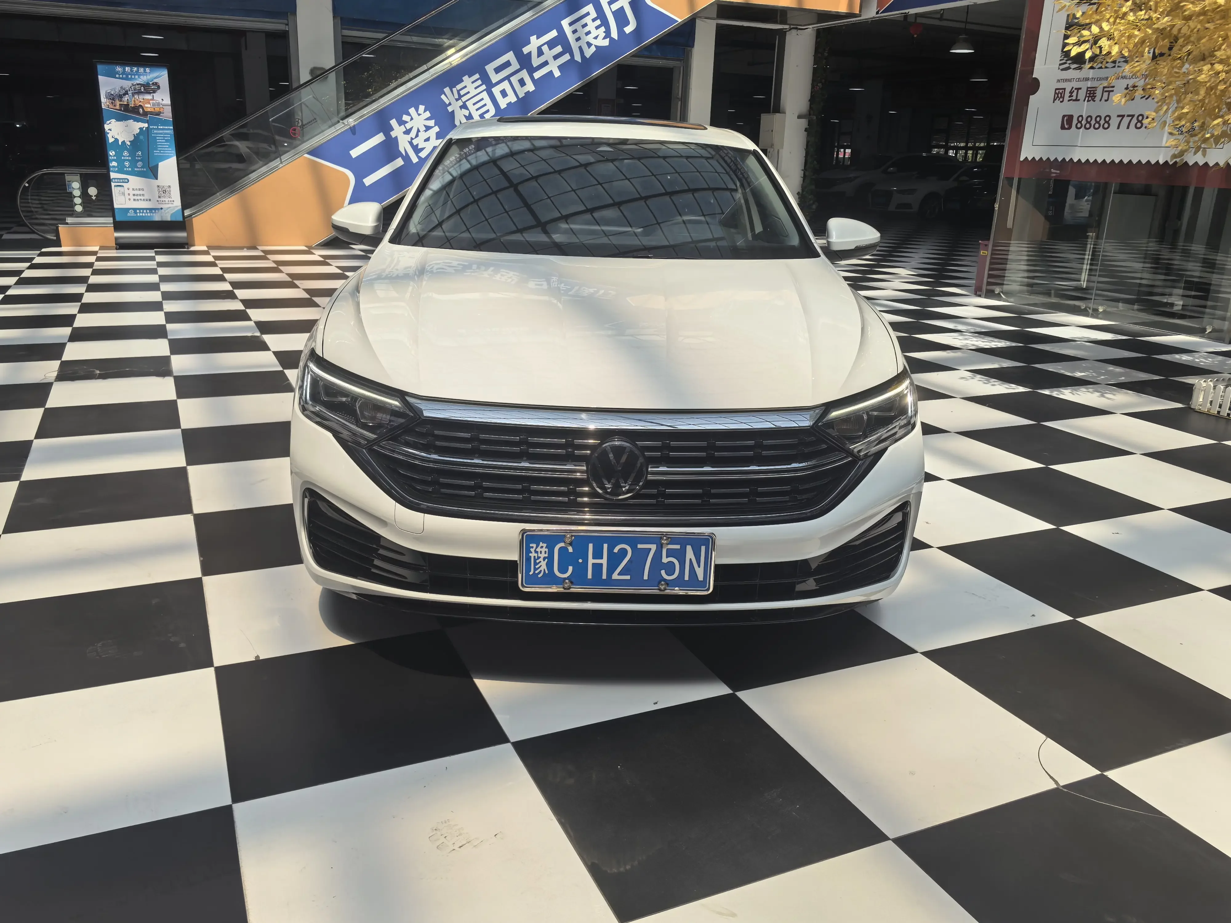 Volkswagen Sagitar